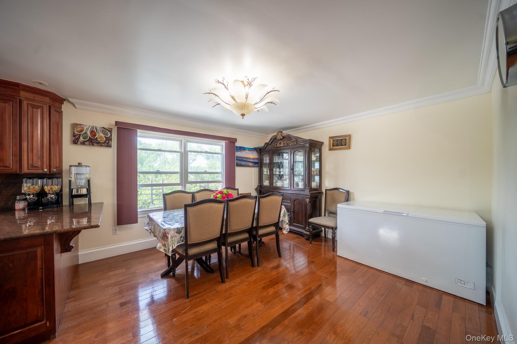 580 Valley Avenue, Yonkers, NY 10703