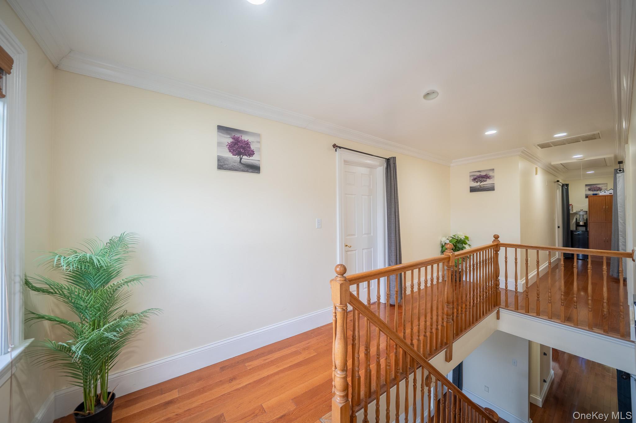 580 Valley Avenue, Yonkers, NY 10703