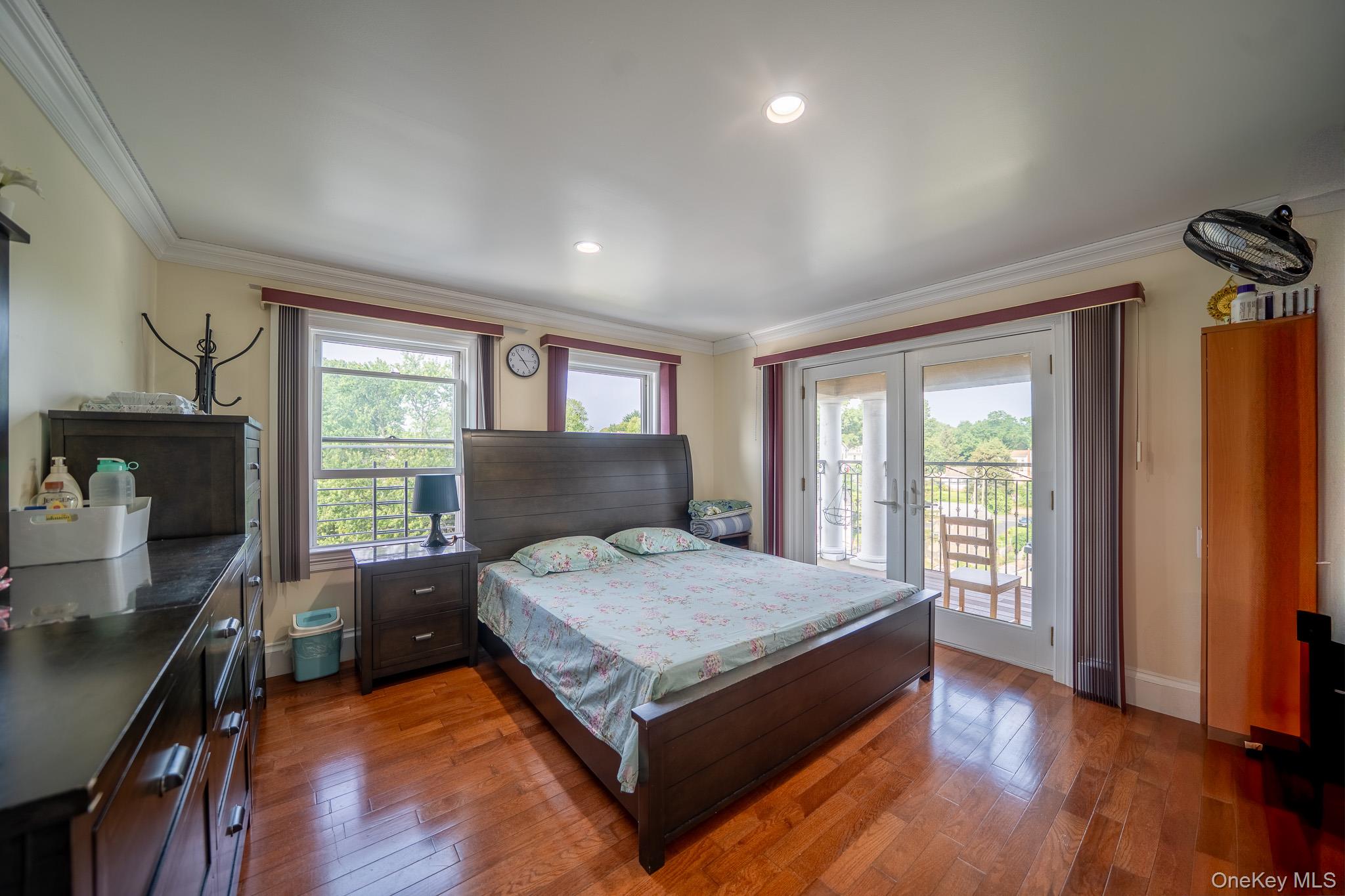 580 Valley Avenue, Yonkers, NY 10703