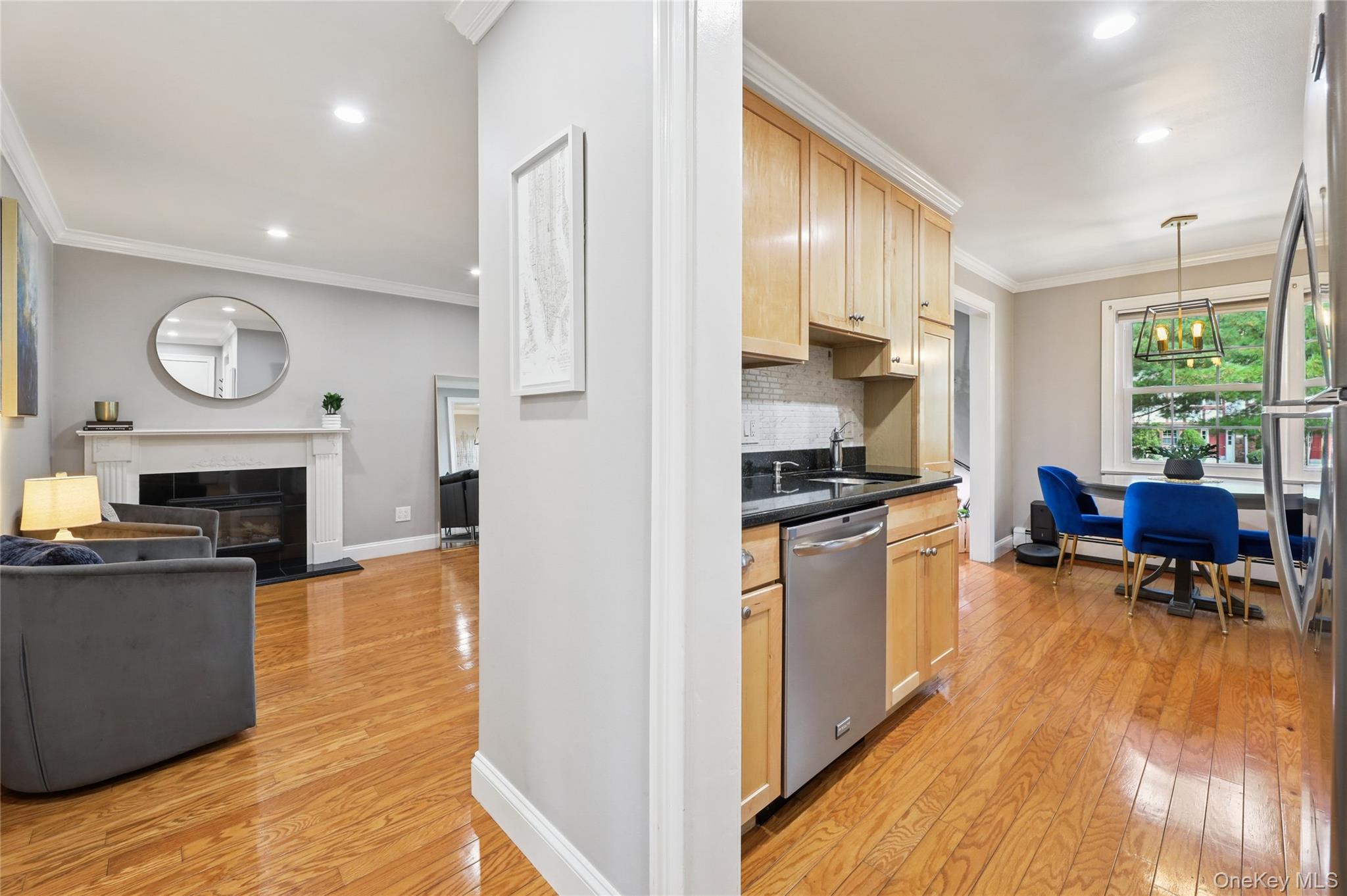 19 Doxbury Lane, Suffern, NY 10901