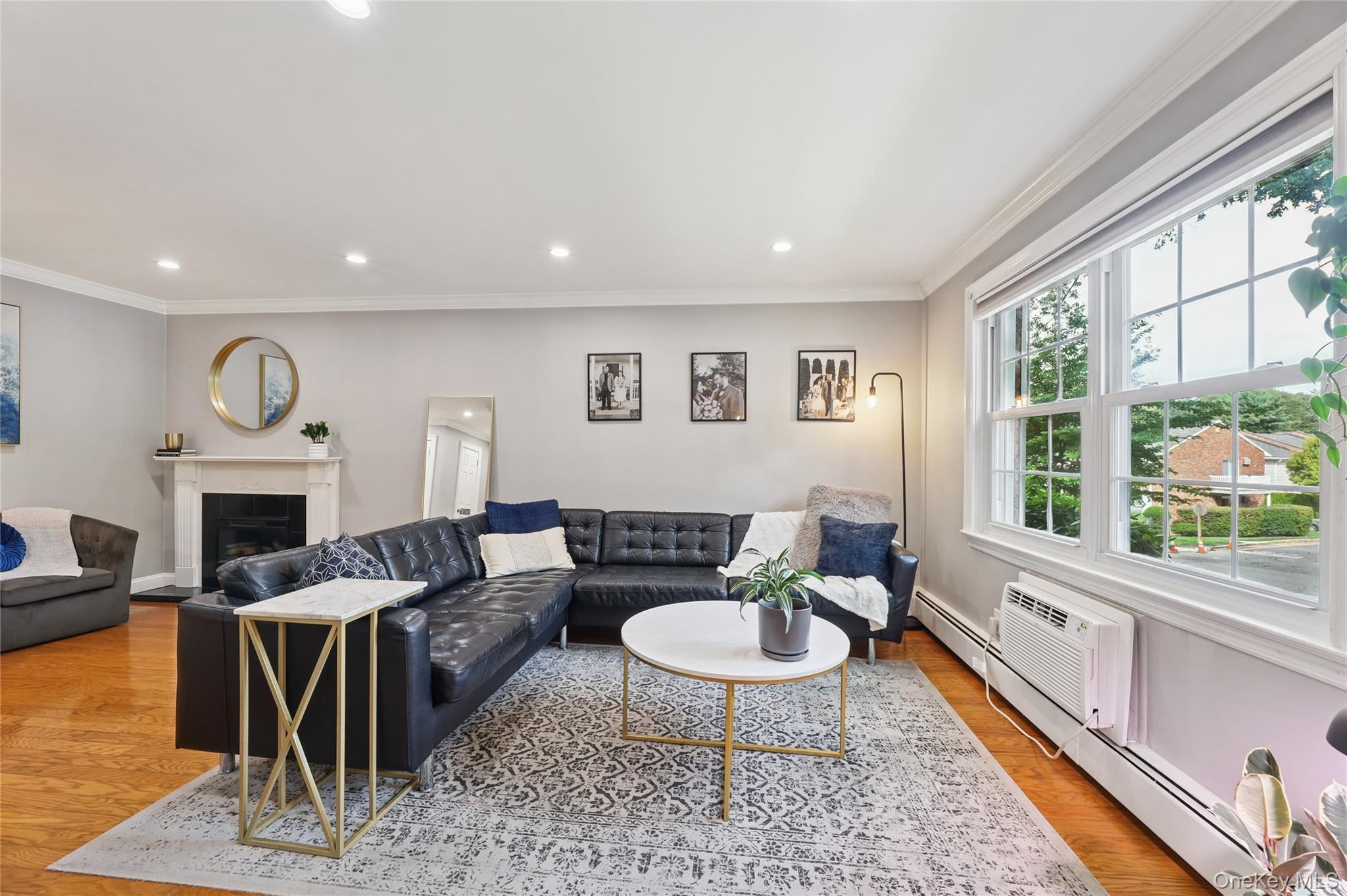 19 Doxbury Lane, Suffern, NY 10901