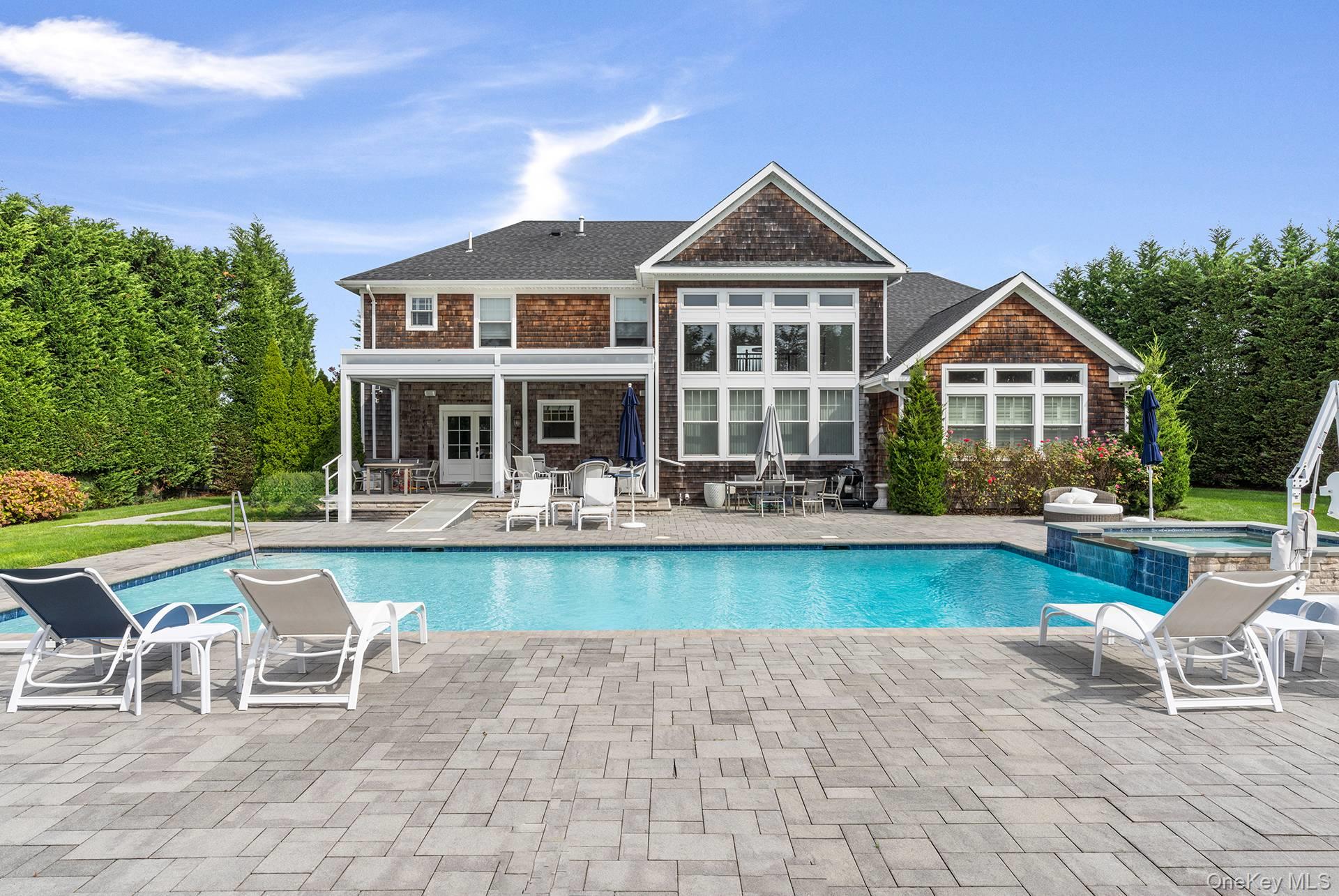 4 Spring Lane, Southampton, NY 11968