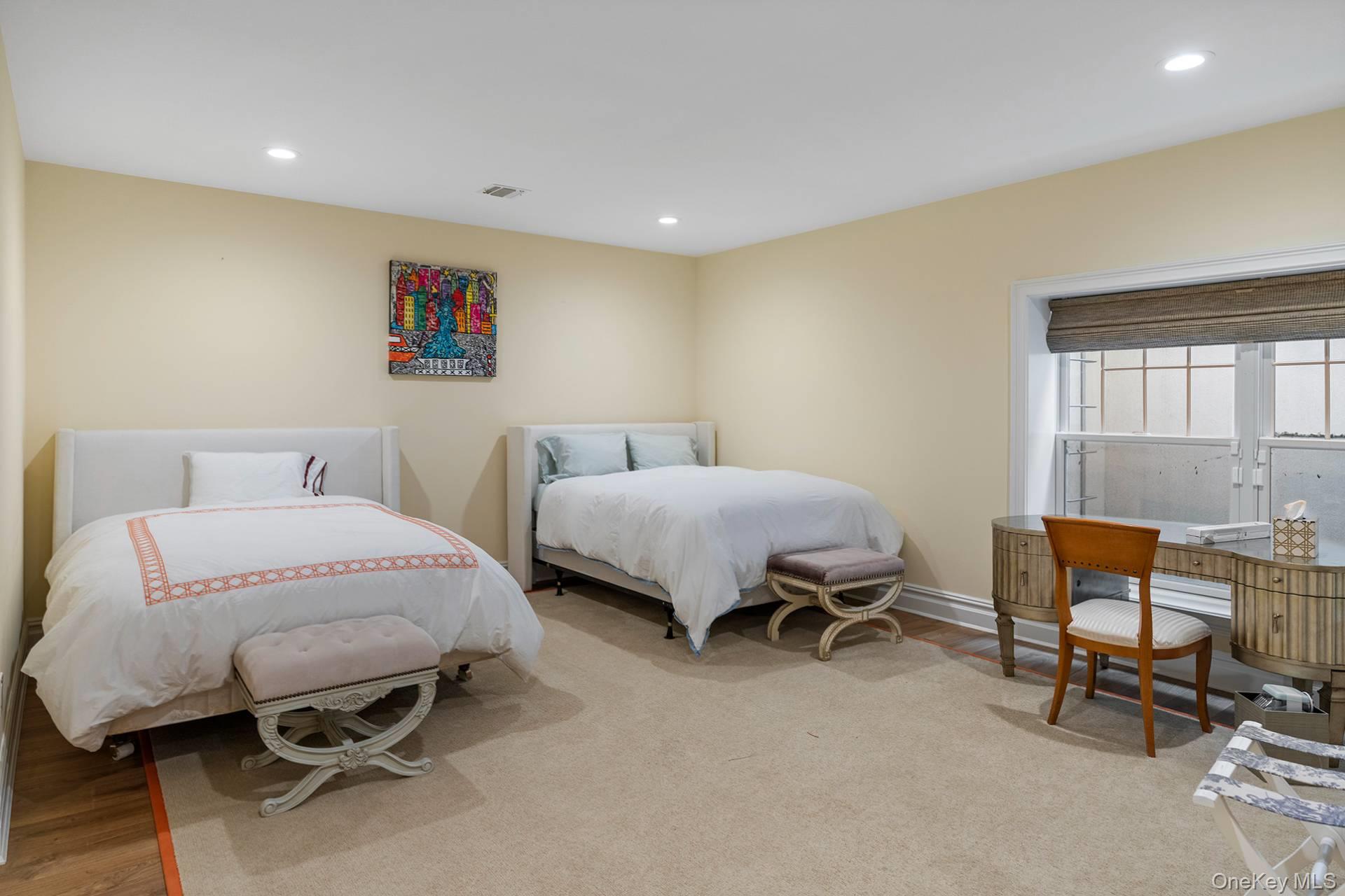 4 Spring Lane, Southampton, NY 11968