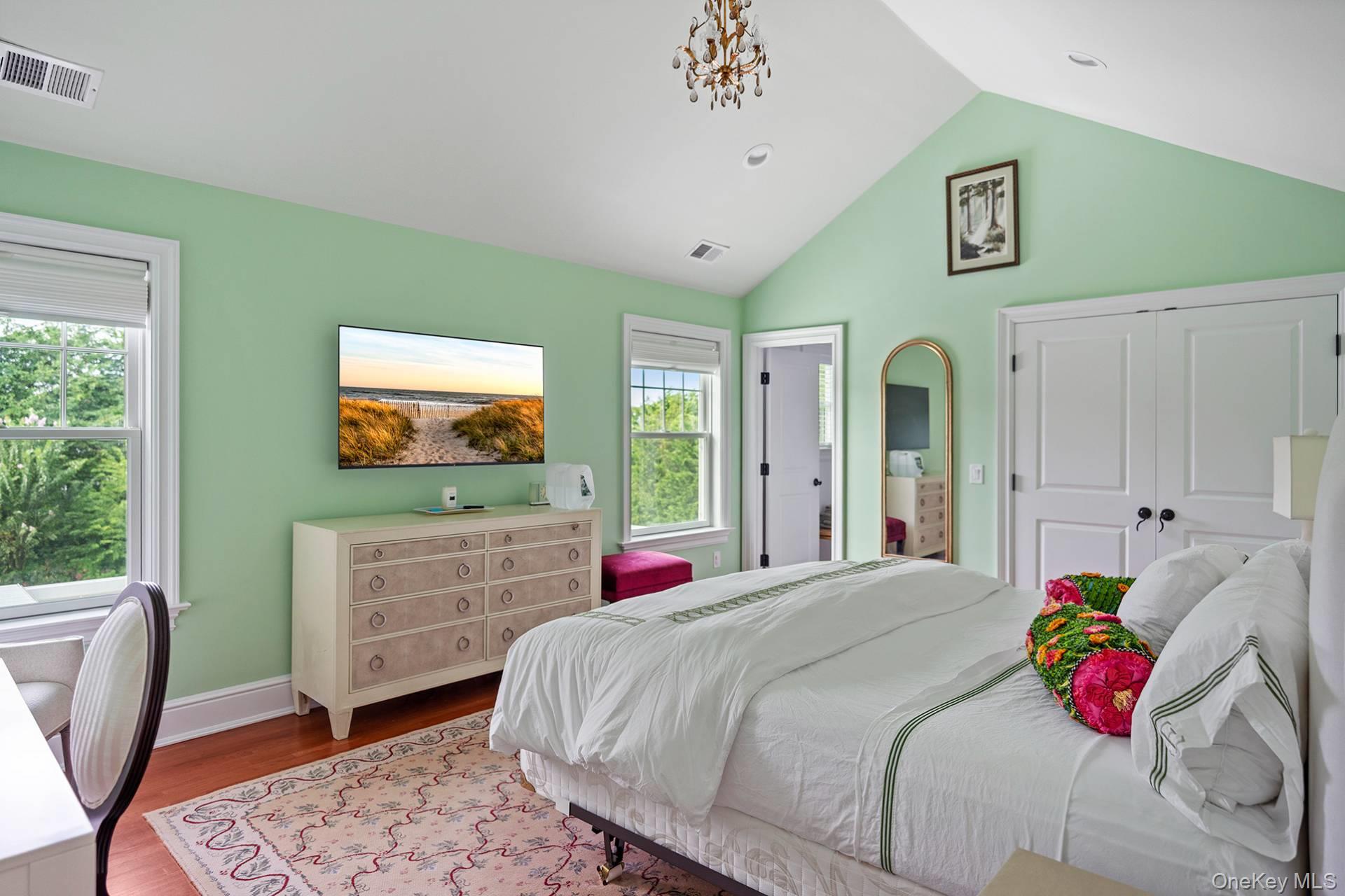 4 Spring Lane, Southampton, NY 11968