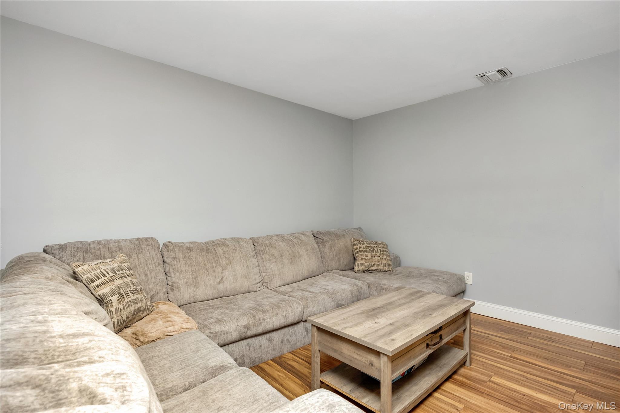 11 Cobblestone Drive, Ridge, NY 11961