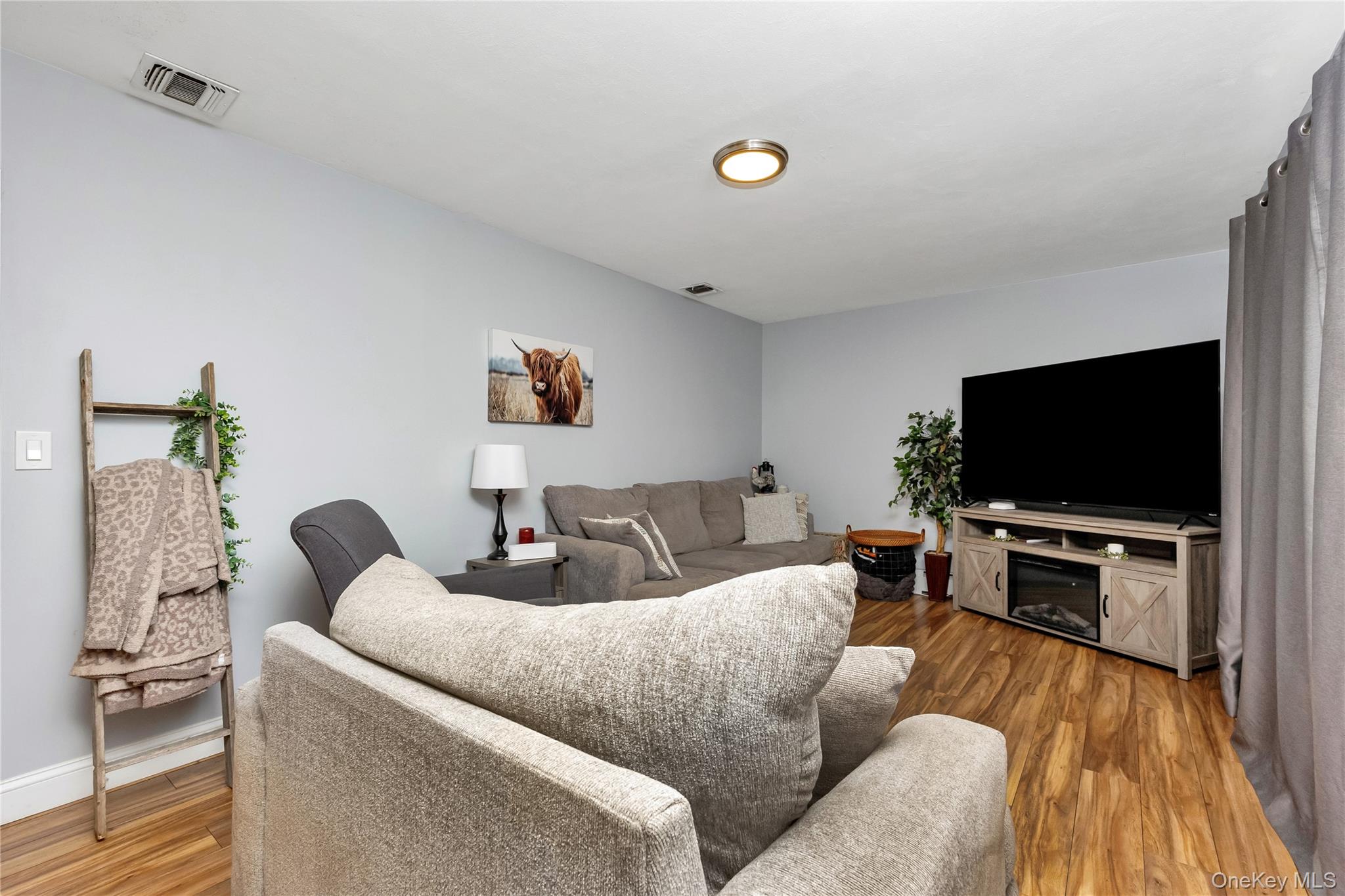 11 Cobblestone Drive, Ridge, NY 11961