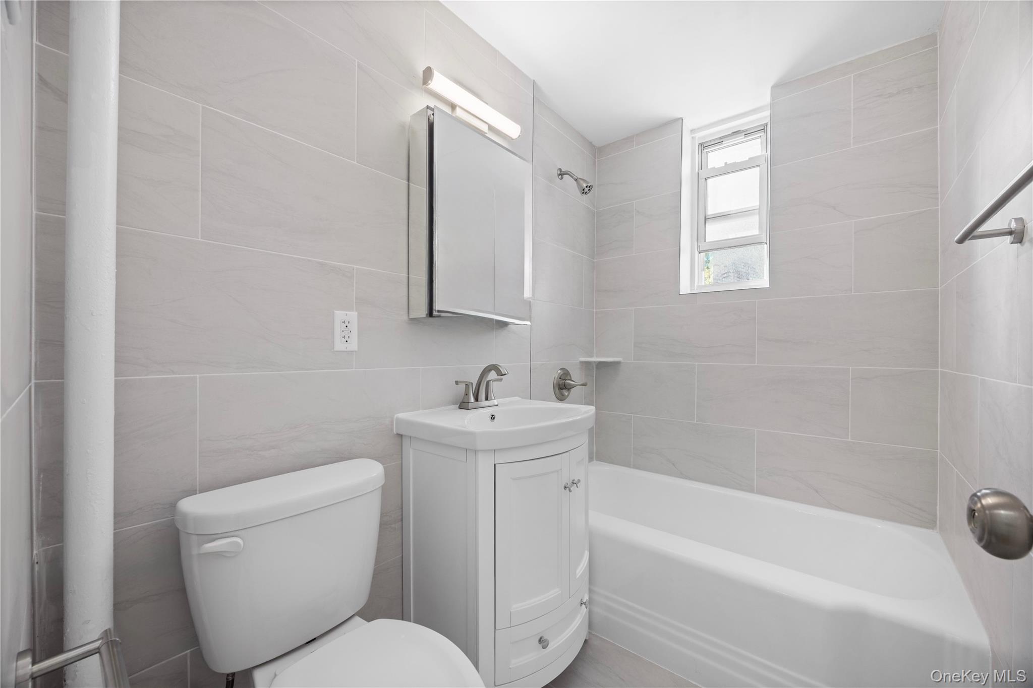 230 Pelham Road # 1O, New Rochelle, NY 10805