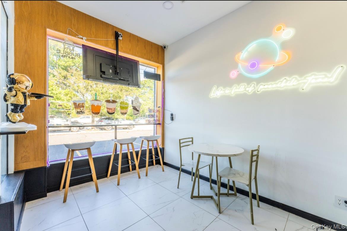 28-82 Merrick Rd, Bellmore, NY 11710