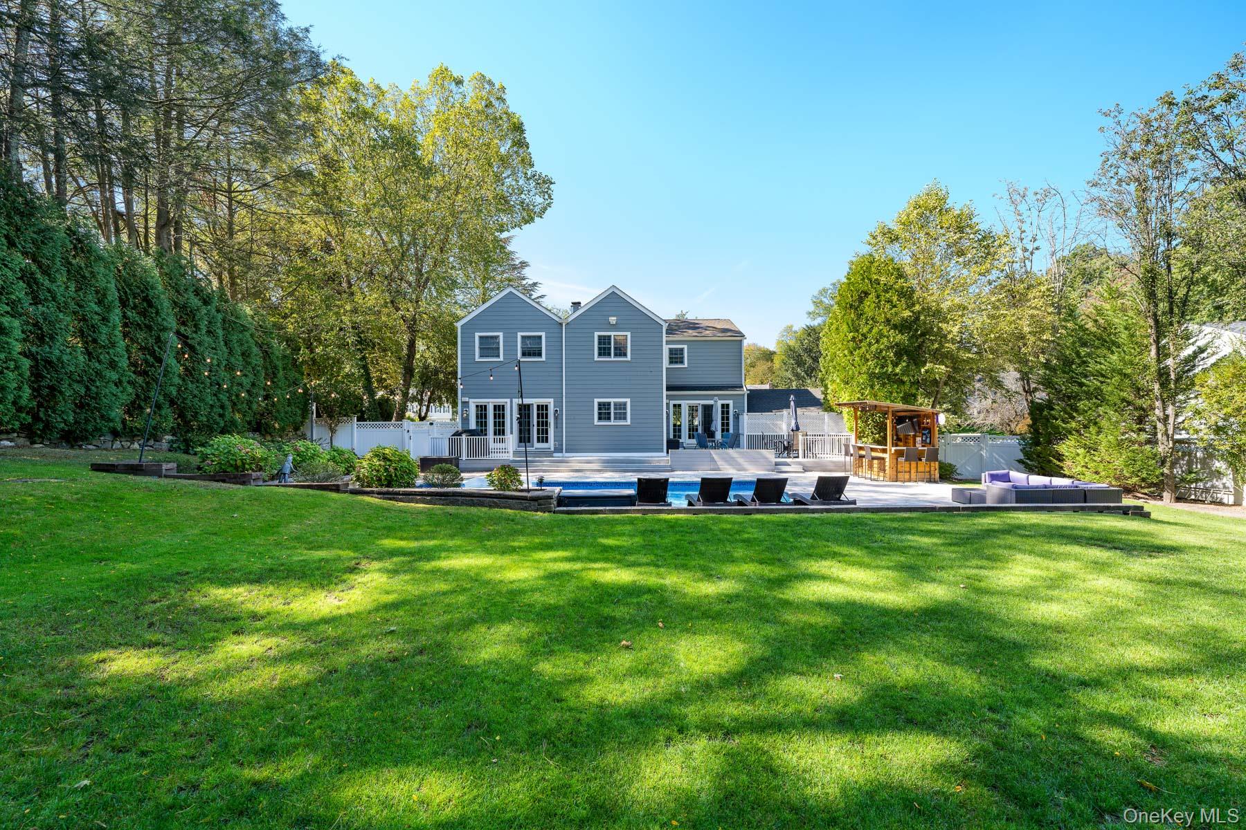 15 Rockinghorse Trail, Rye Brook, NY 10573