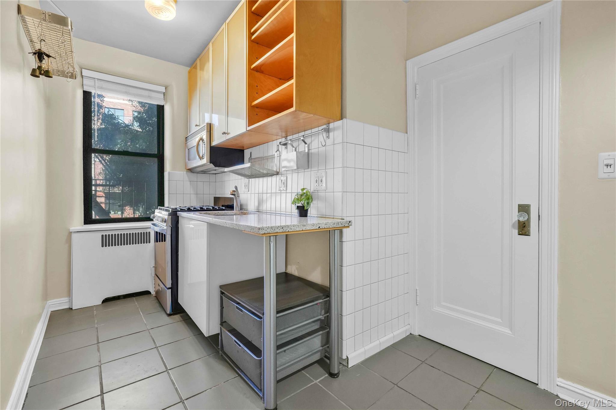 30-83 Crescent Street # 2B, Astoria, NY 11102