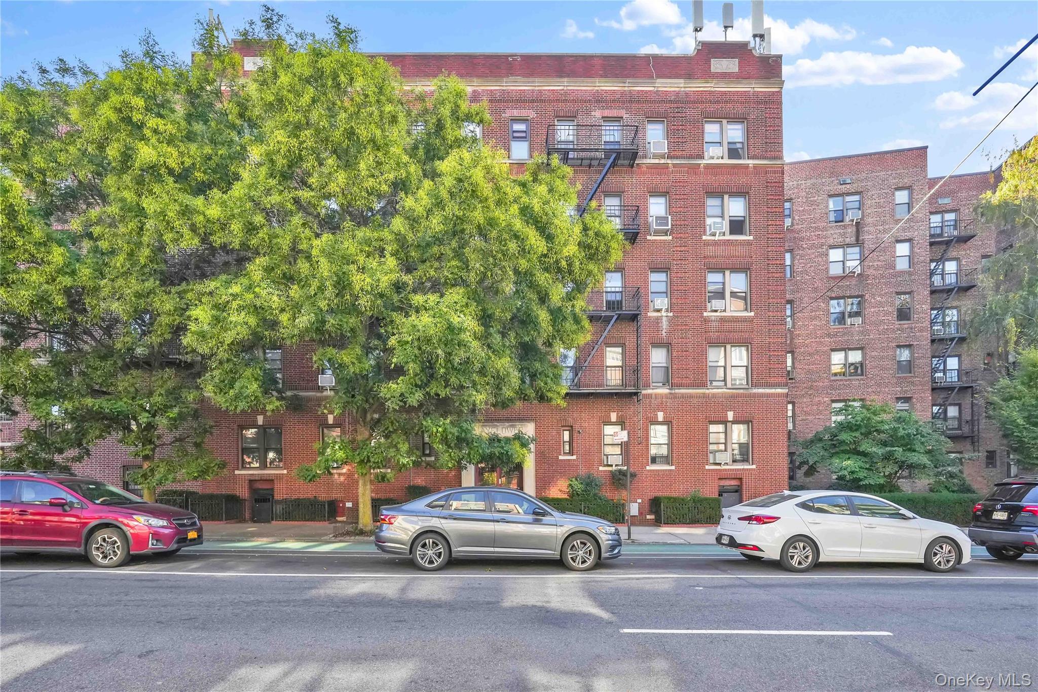 30-83 Crescent Street # 2B, Astoria, NY 11102