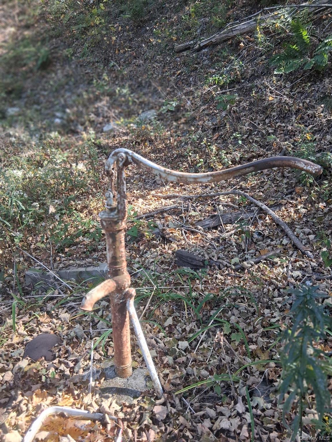 84 North Road, Red Hook, NY 12571