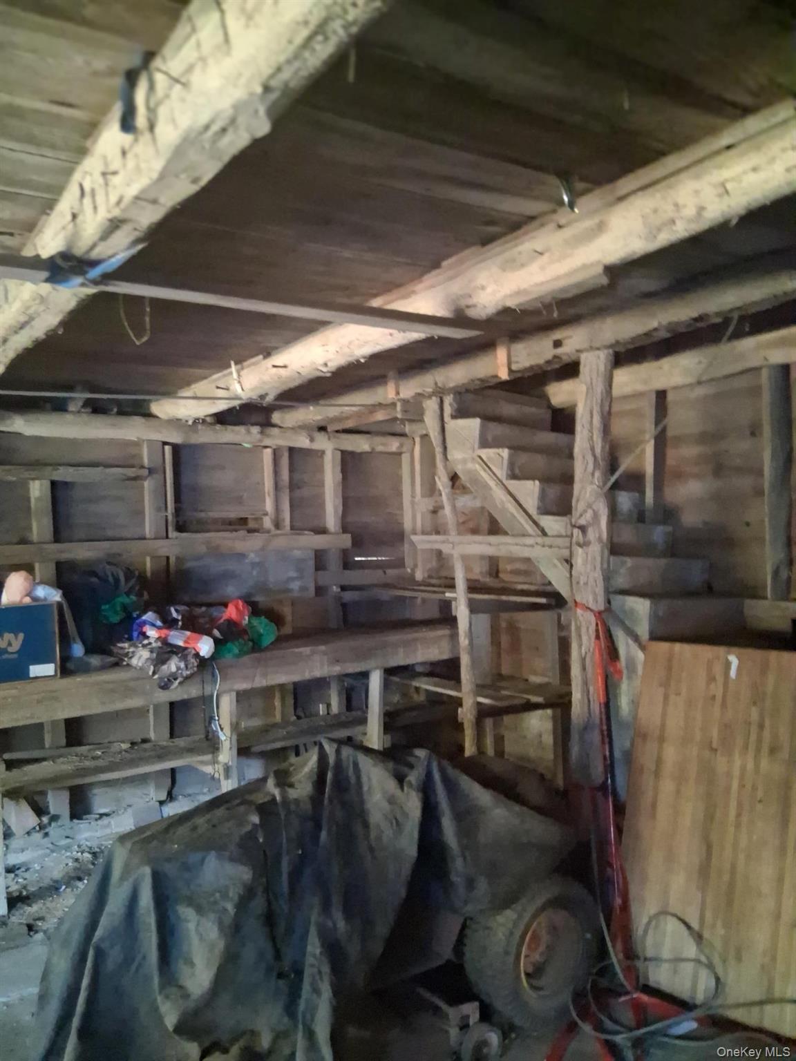 84 North Road, Red Hook, NY 12571