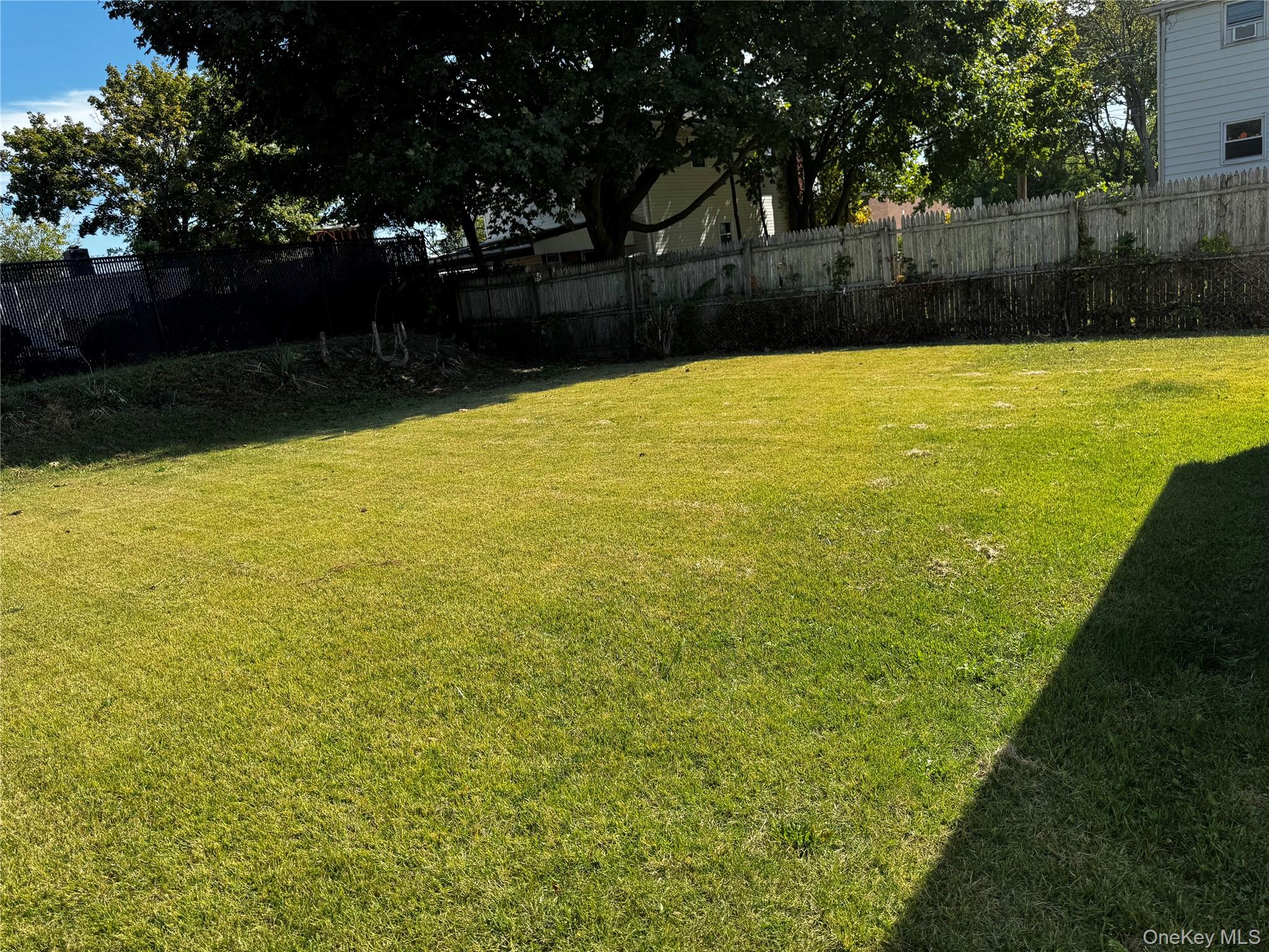 1573 9th Street, West Babylon, NY 11704