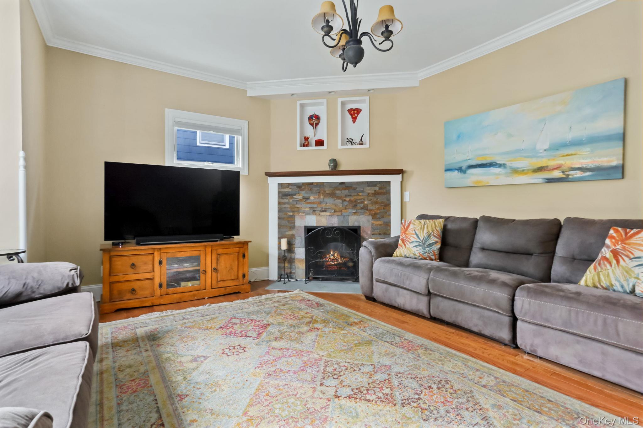 30 Grove Street, Pleasantville, NY 10570