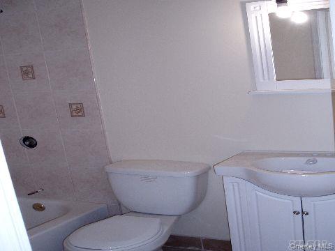 44 Grant Street, East Northport, NY 11731