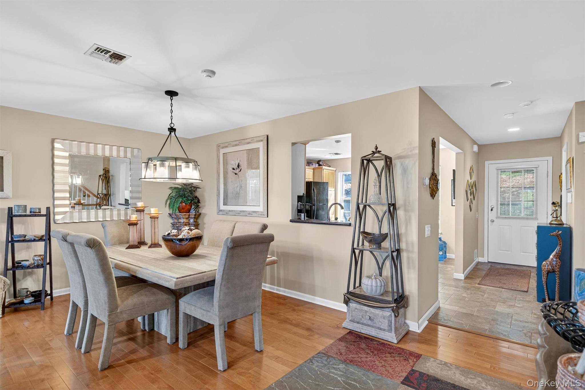 67 Jamie Court, Suffern, NY 10901