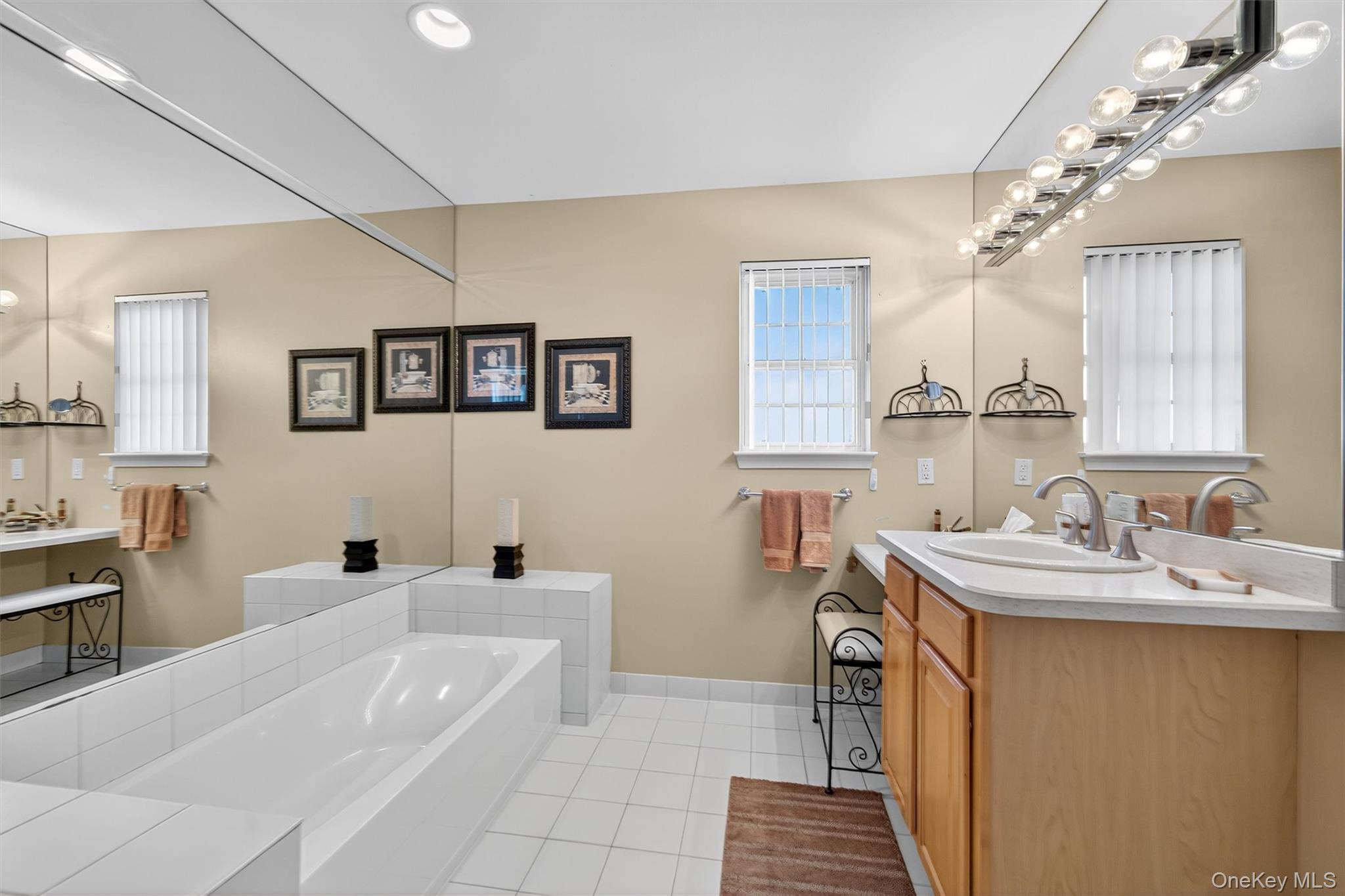 67 Jamie Court, Suffern, NY 10901