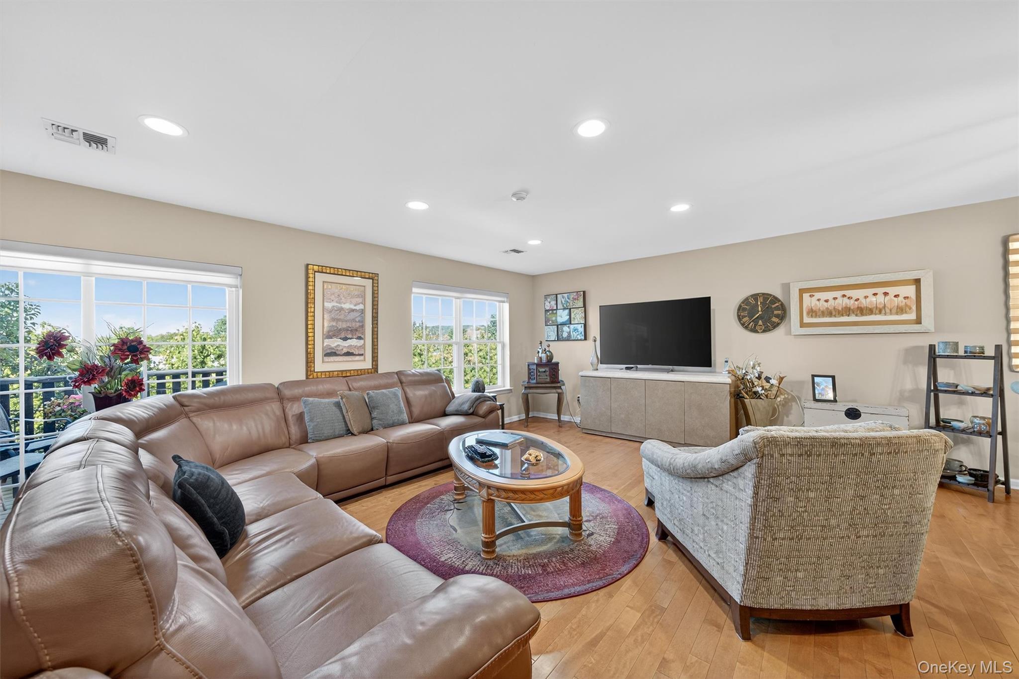 67 Jamie Court, Suffern, NY 10901