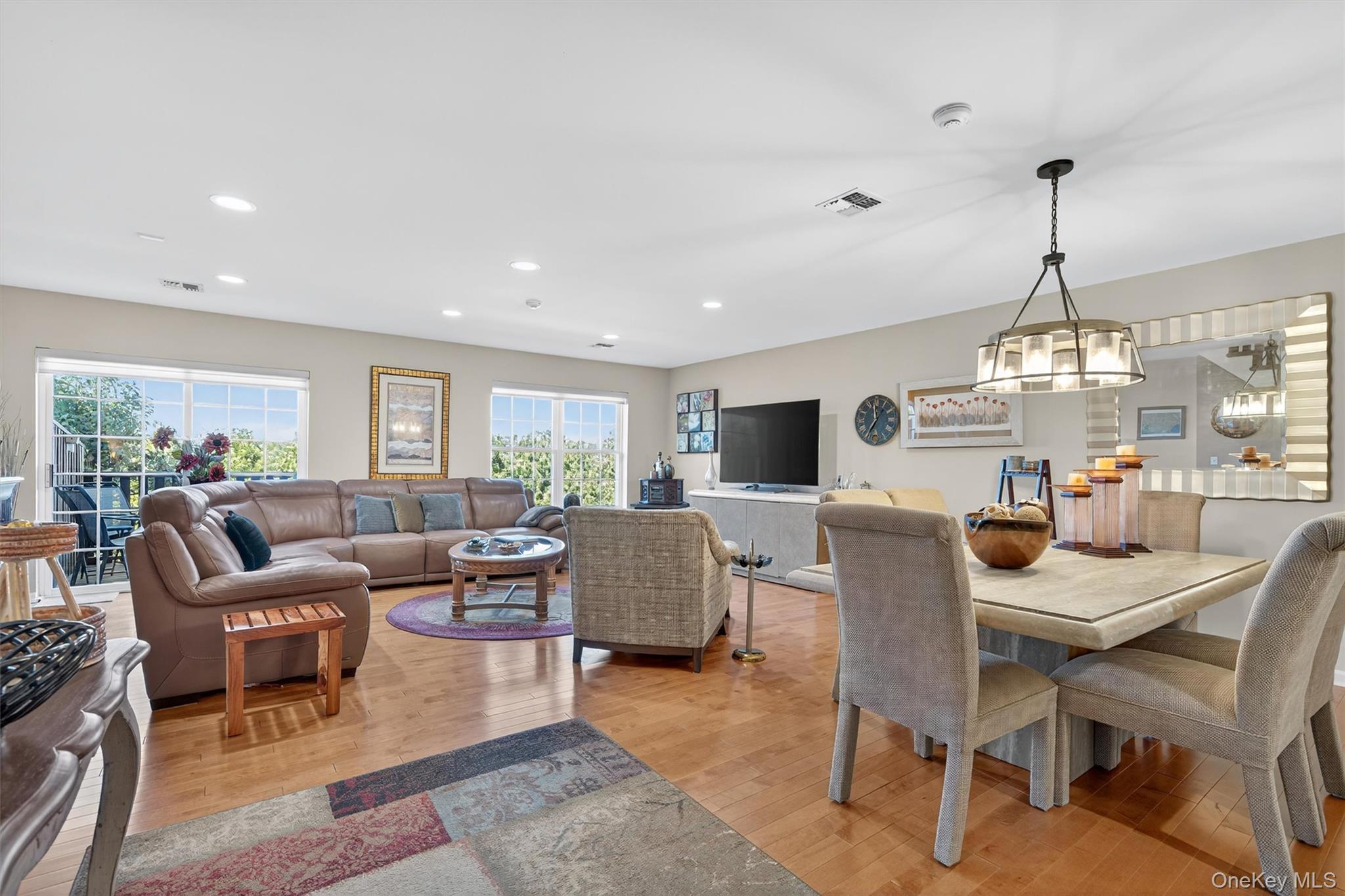 67 Jamie Court, Suffern, NY 10901