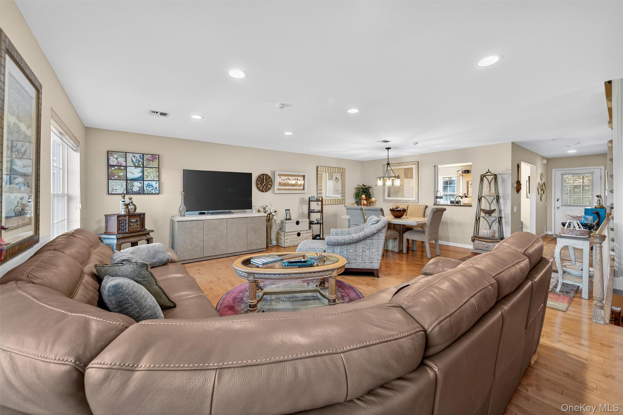 67 Jamie Court, Suffern, NY 10901