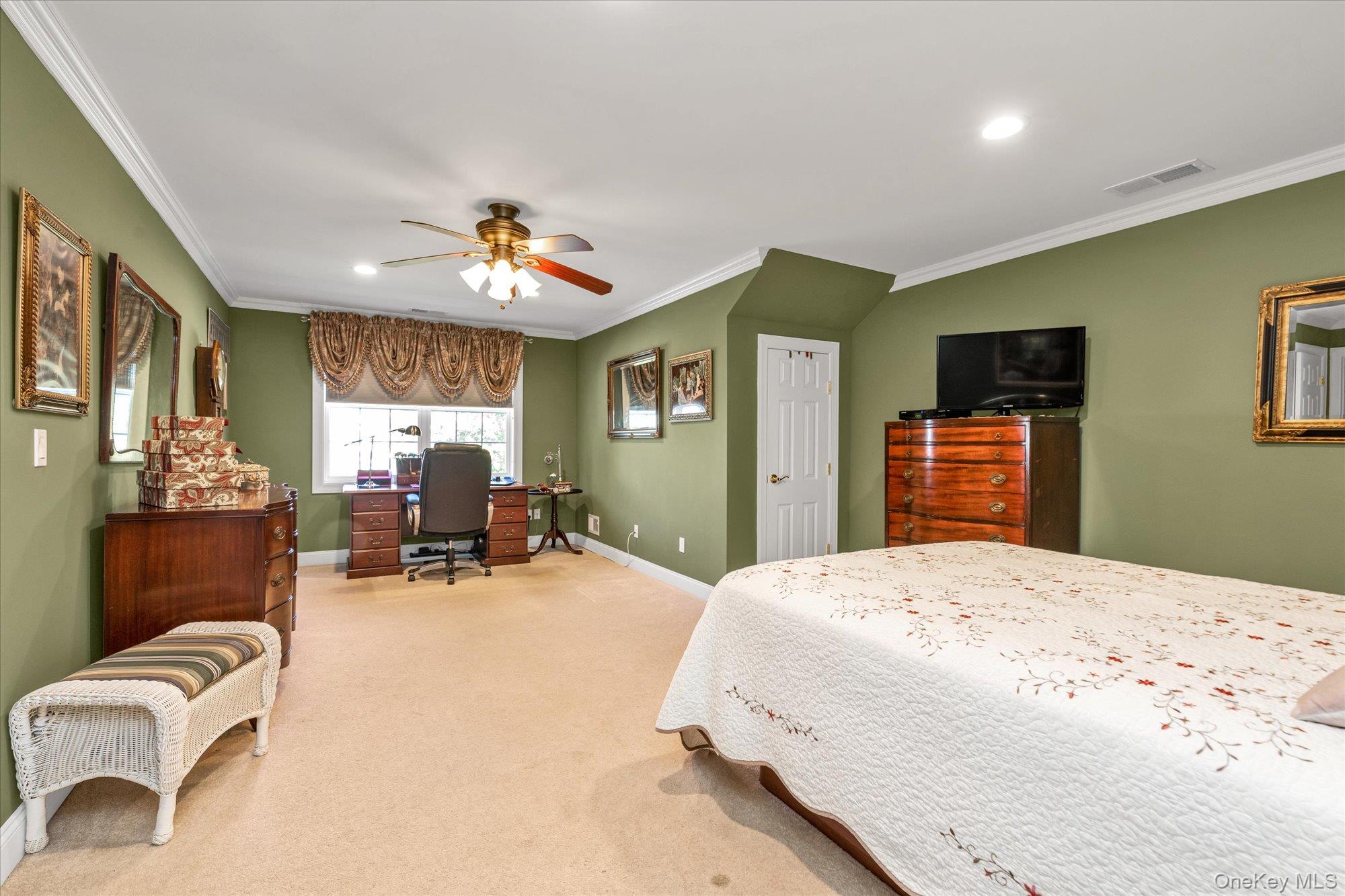 145 Maya Circle, Central Islip, NY 11722