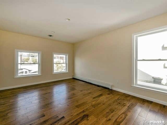 3665 Carrel Boulevard, Oceanside, NY 11572