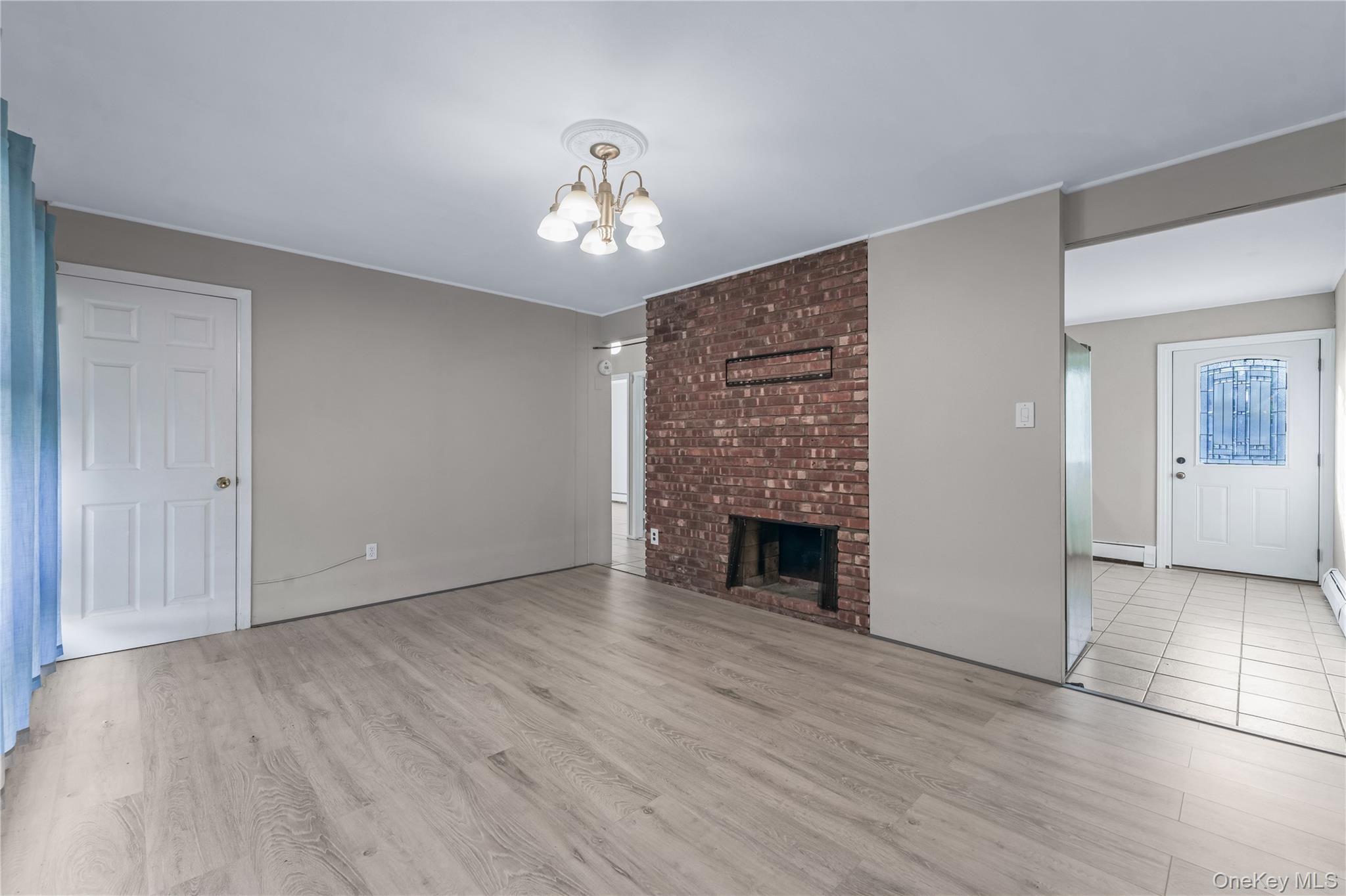 71 Chimney Lane, Levittown, NY 11756