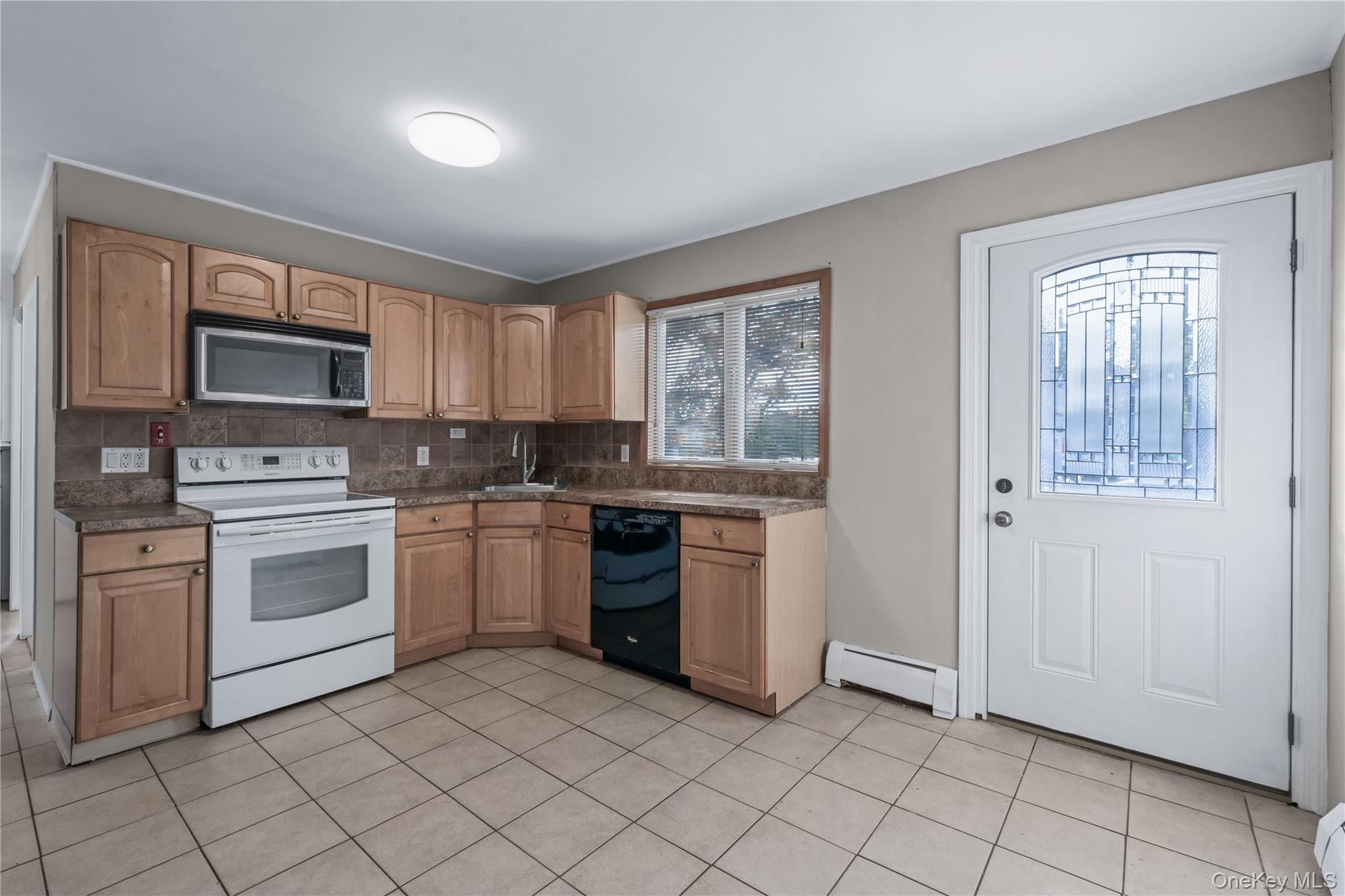 71 Chimney Lane, Levittown, NY 11756