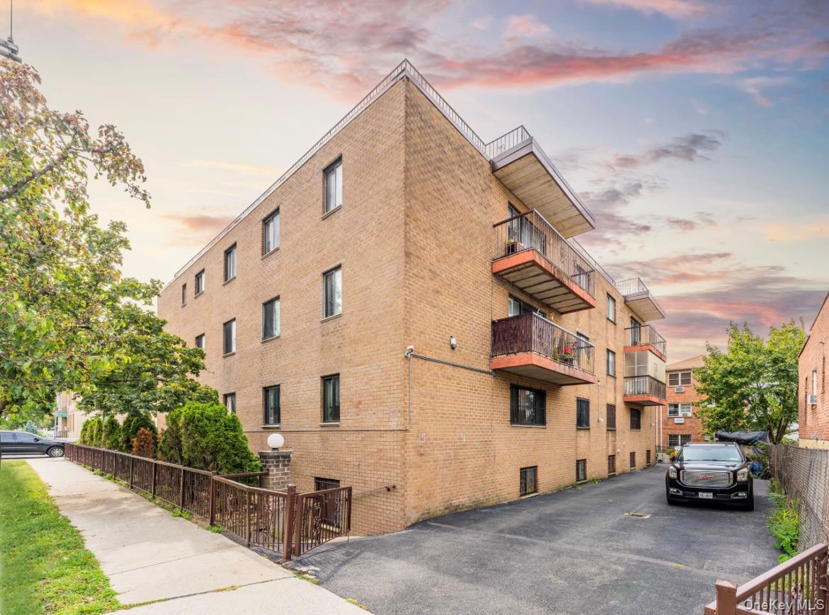 122-15 25th Road # CF3, Flushing, NY 11354