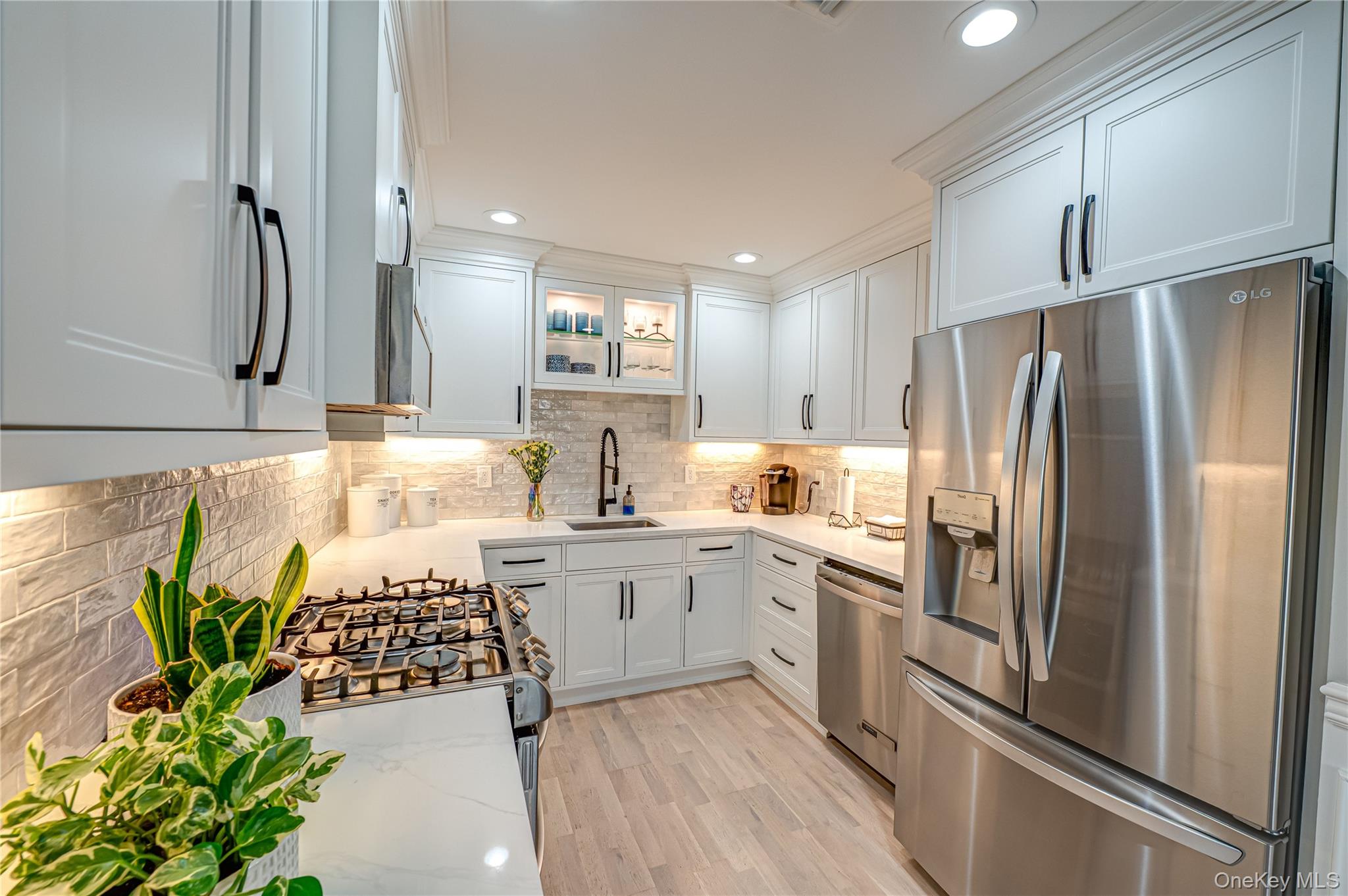 902 Altessa Boulevard, Melville, NY 11747