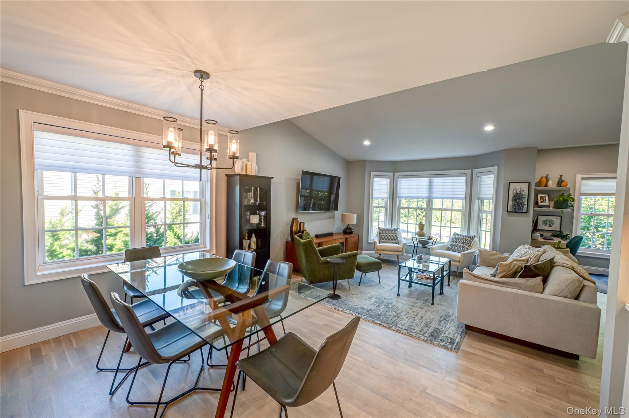 902 Altessa Boulevard, Melville, NY 11747