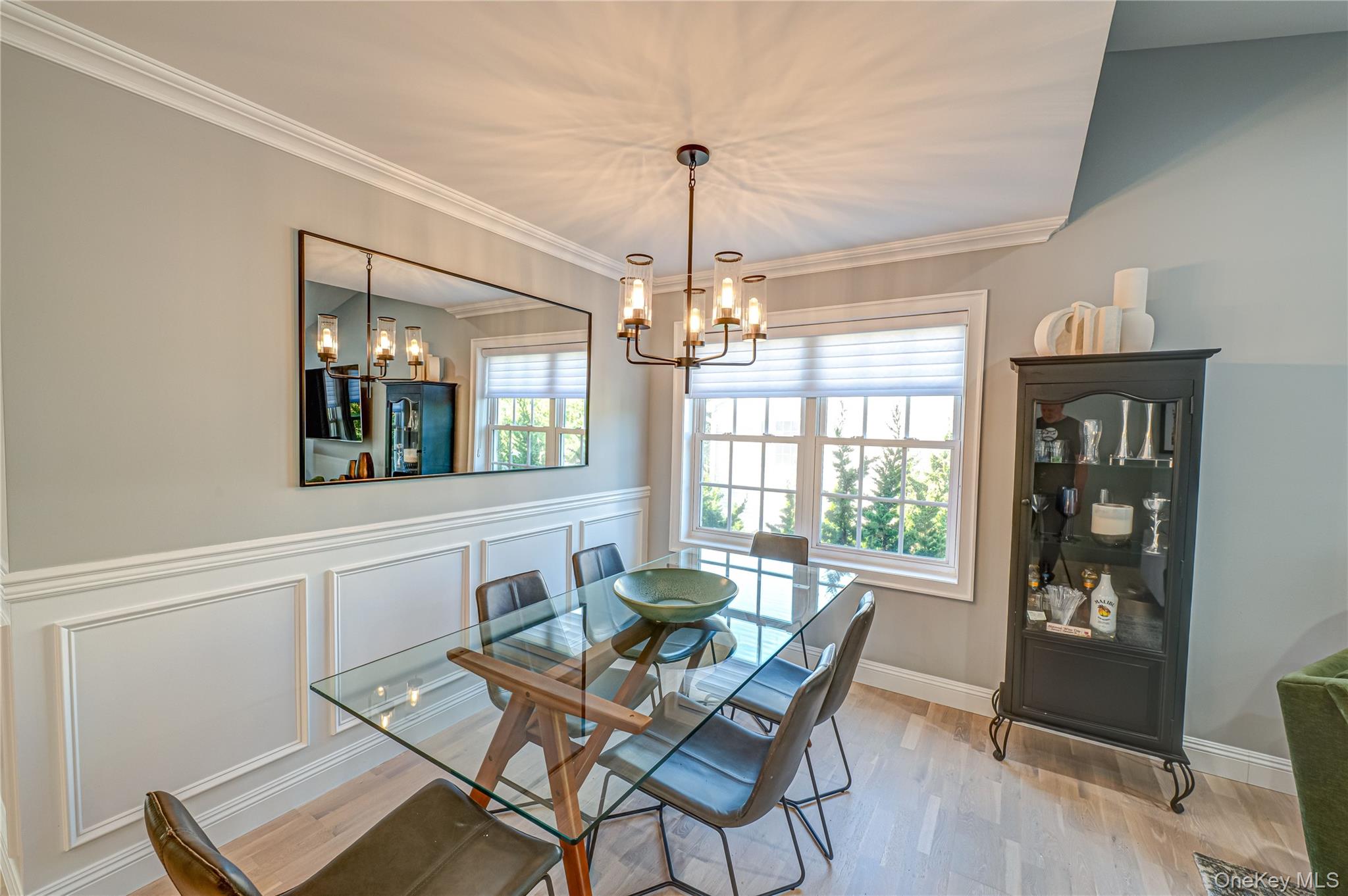 902 Altessa Boulevard, Melville, NY 11747