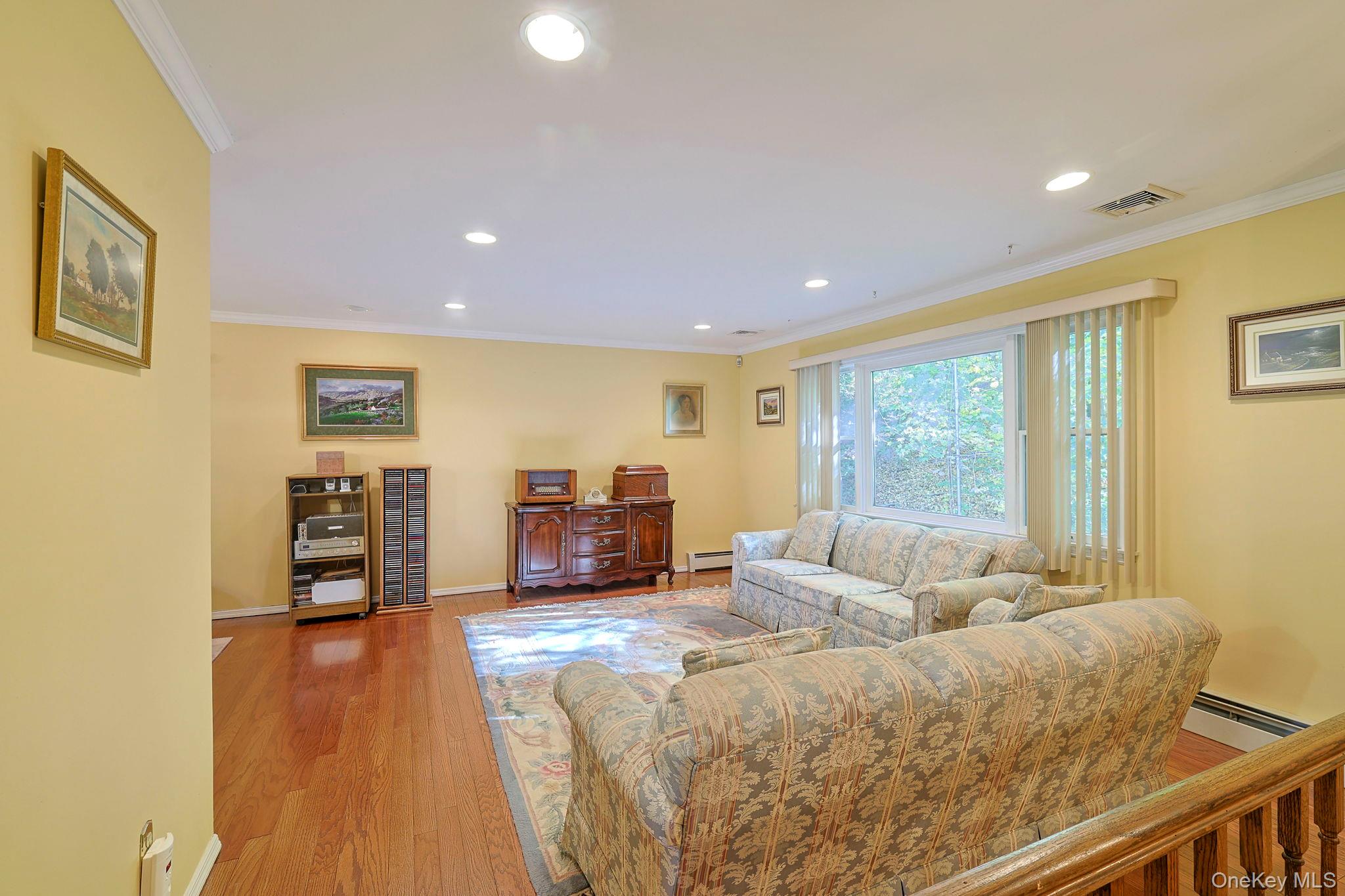 77 Woodbury Road, Highland Mills, NY 10930