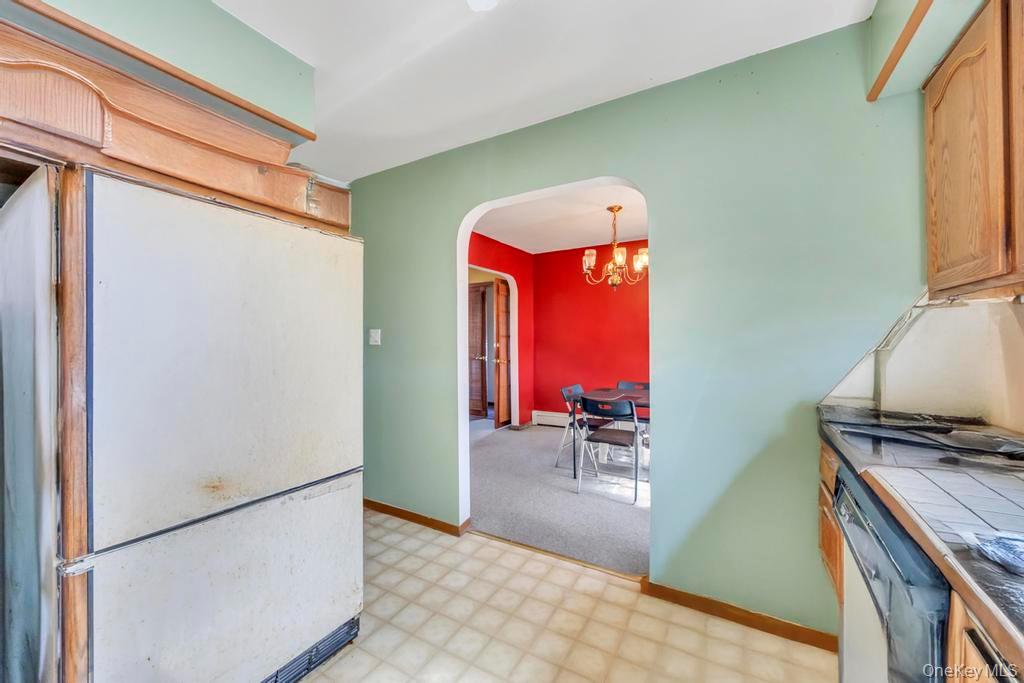 436 18th Street, West Babylon, NY 11704