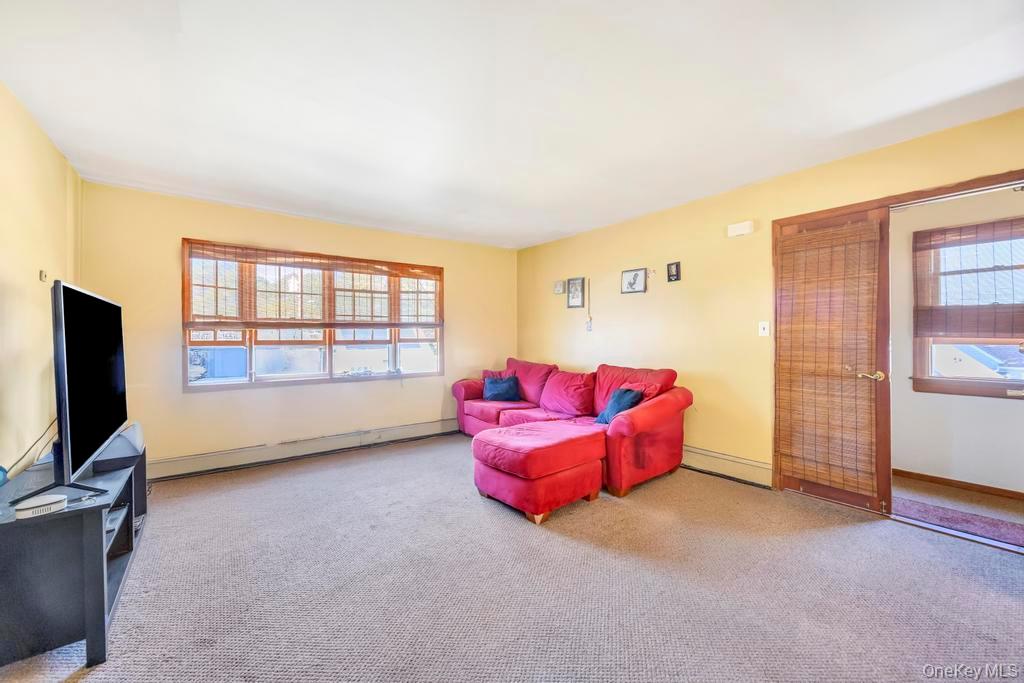 436 18th Street, West Babylon, NY 11704