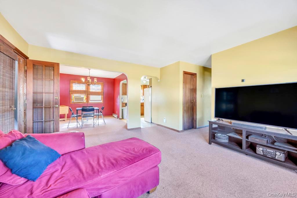 436 18th Street, West Babylon, NY 11704