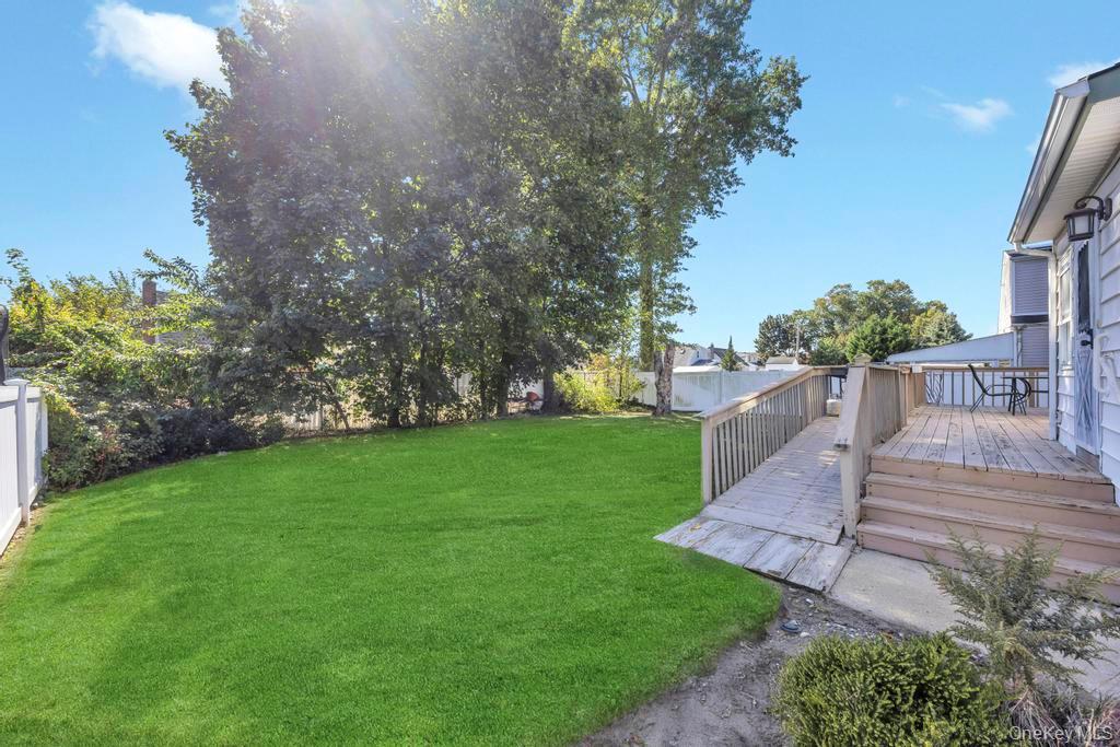 436 18th Street, West Babylon, NY 11704