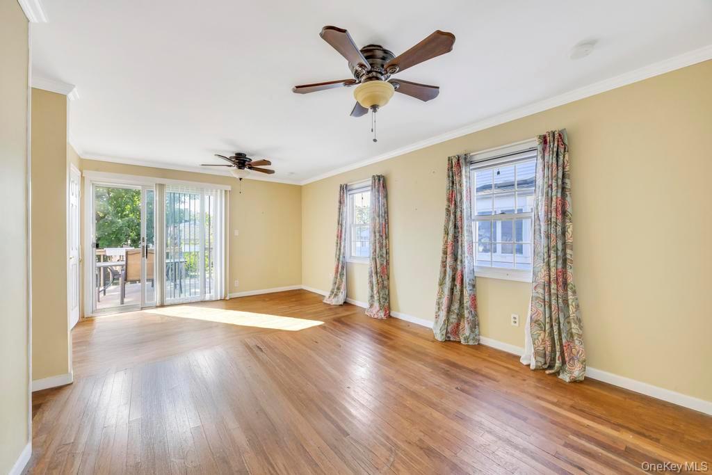 436 18th Street, West Babylon, NY 11704