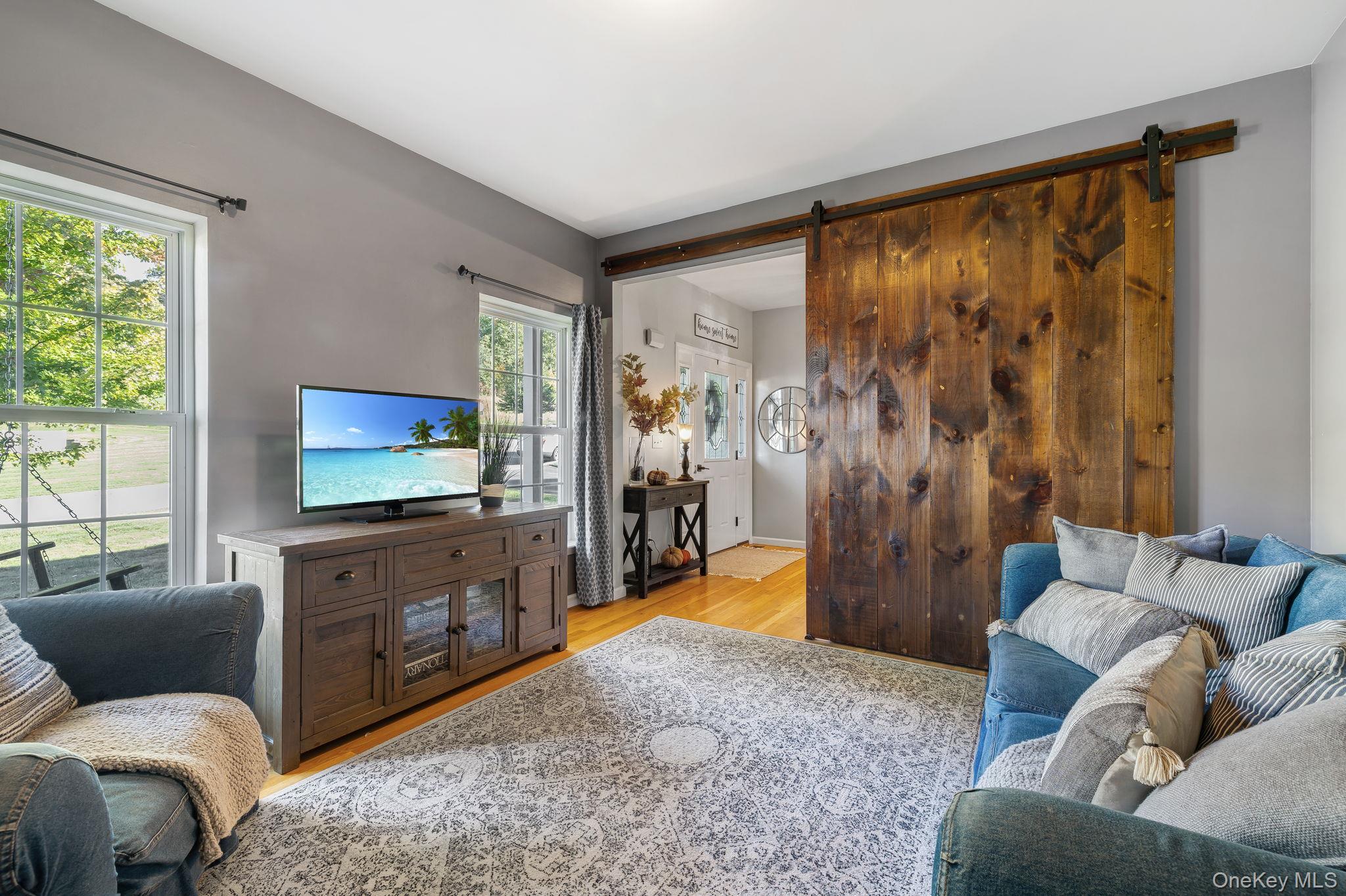 58 Red Maple Way, New Windsor, NY 12553