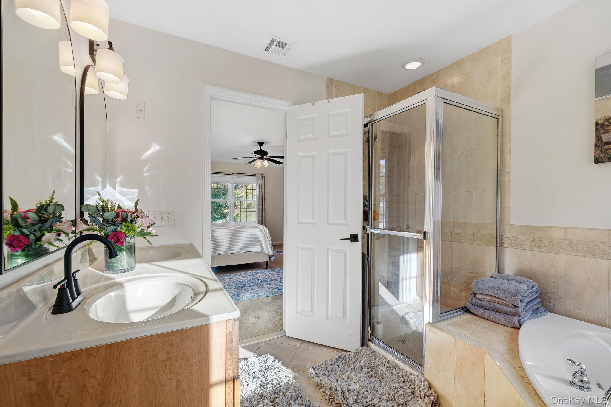 58 Red Maple Way, New Windsor, NY 12553