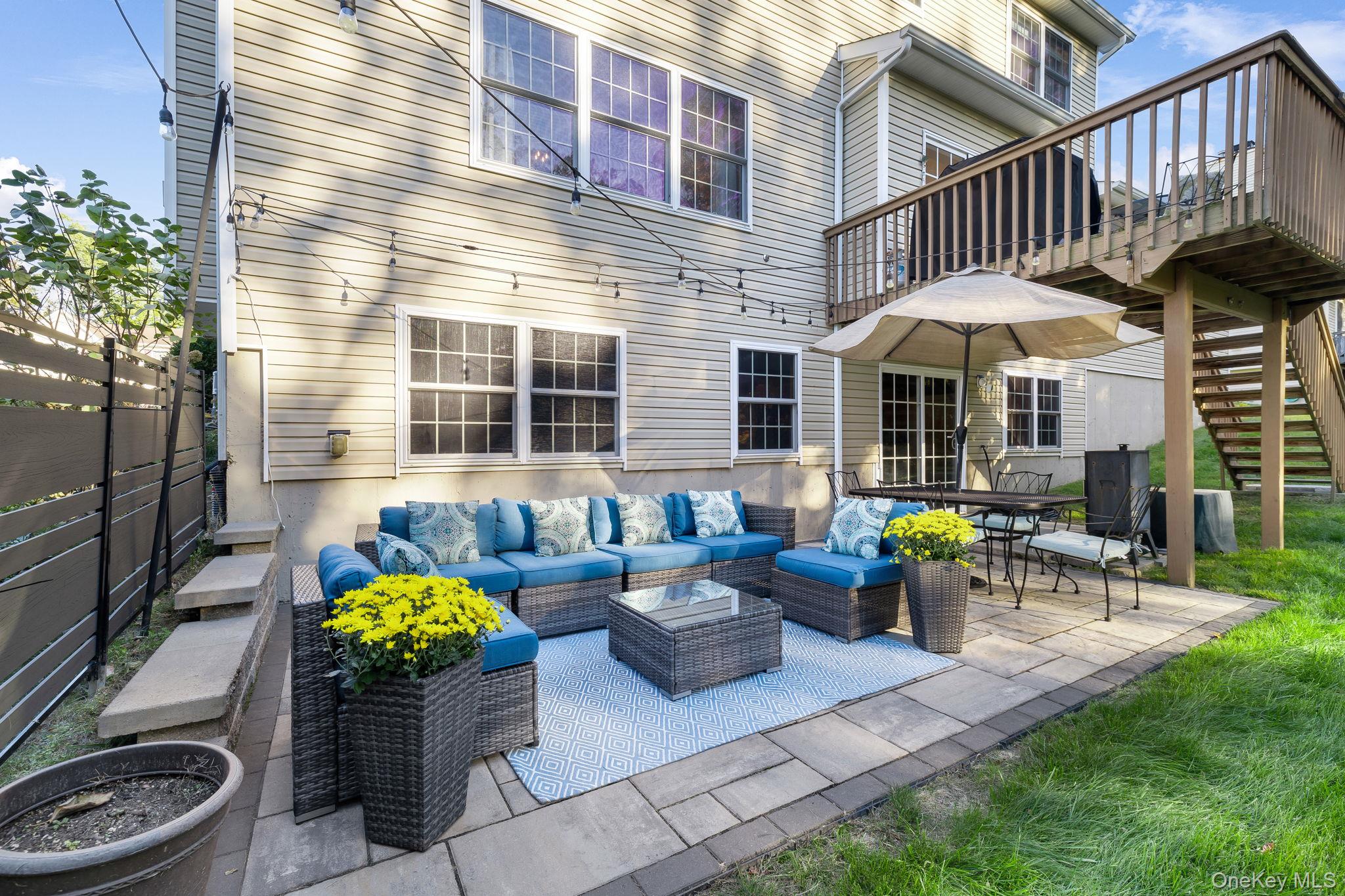 58 Red Maple Way, New Windsor, NY 12553