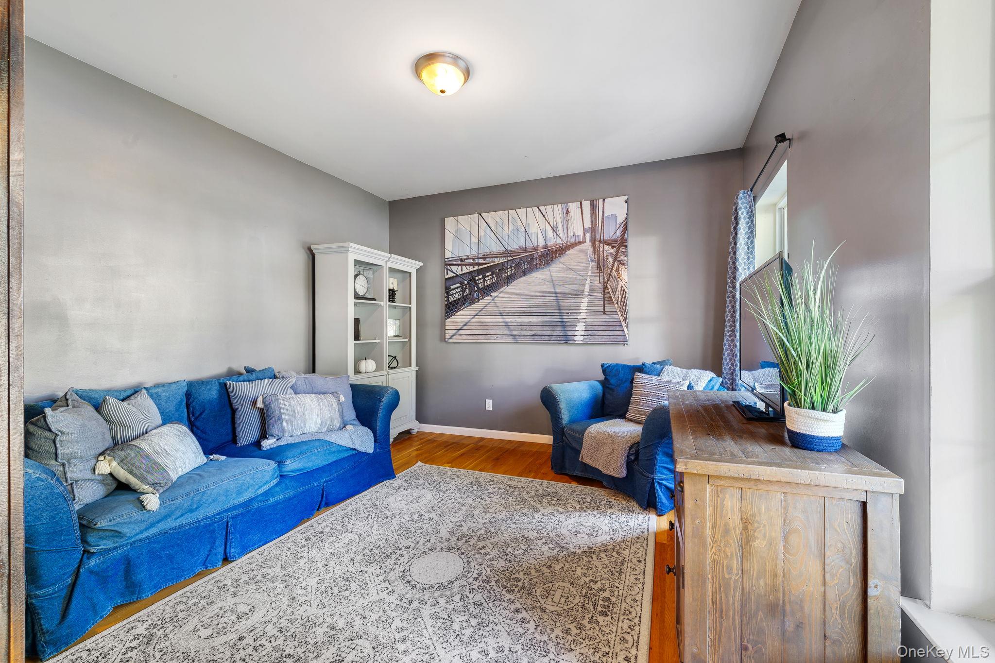 58 Red Maple Way, New Windsor, NY 12553