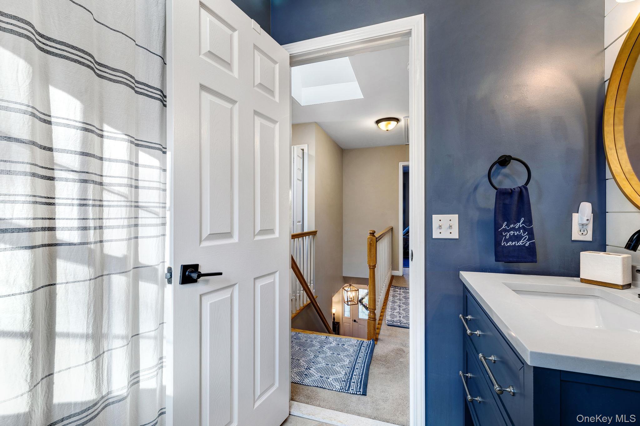 58 Red Maple Way, New Windsor, NY 12553