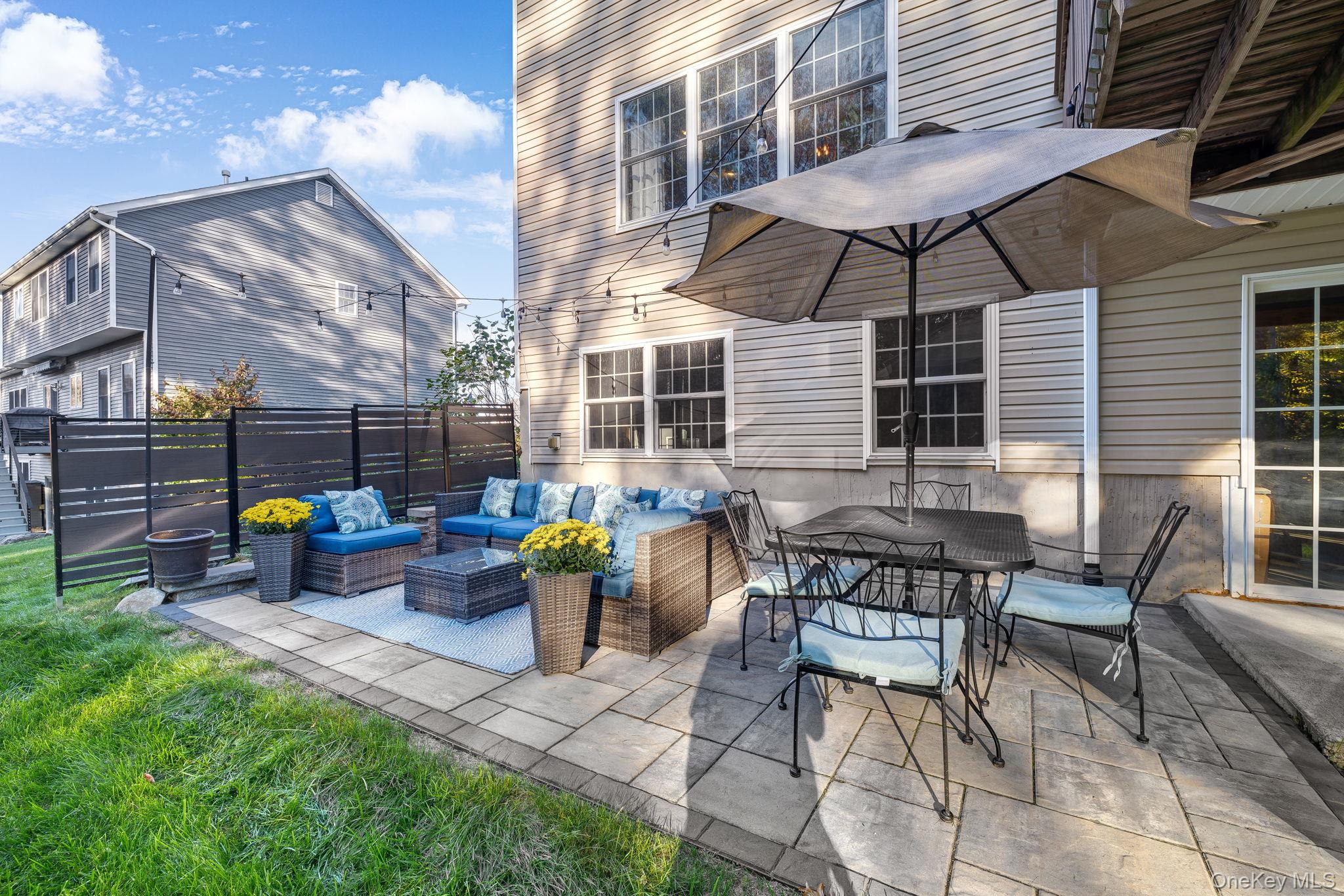 58 Red Maple Way, New Windsor, NY 12553