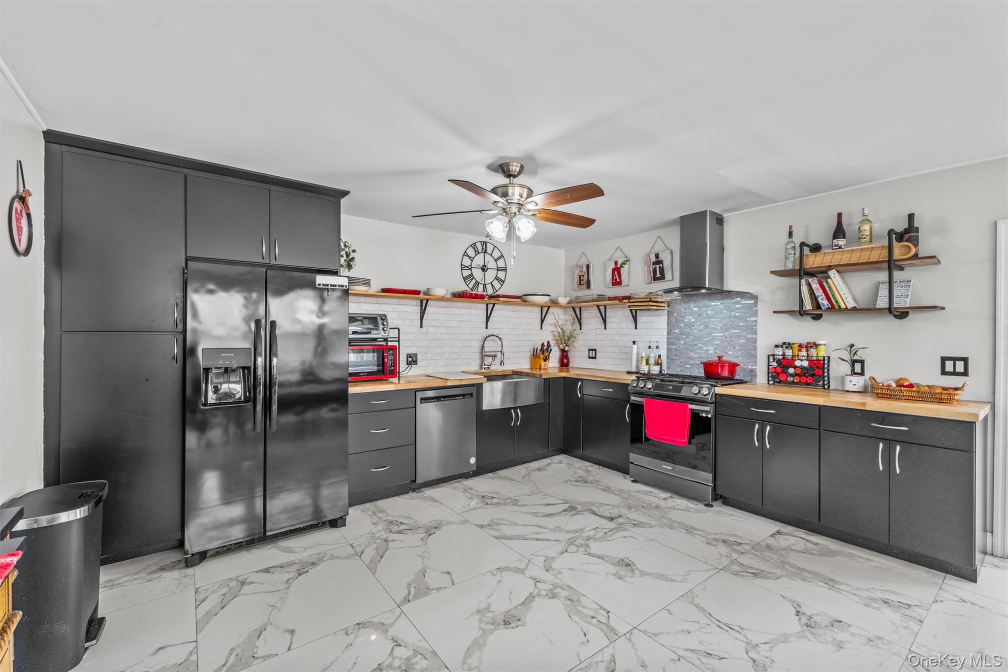 6 Smith Terrace, Highland, NY 12528