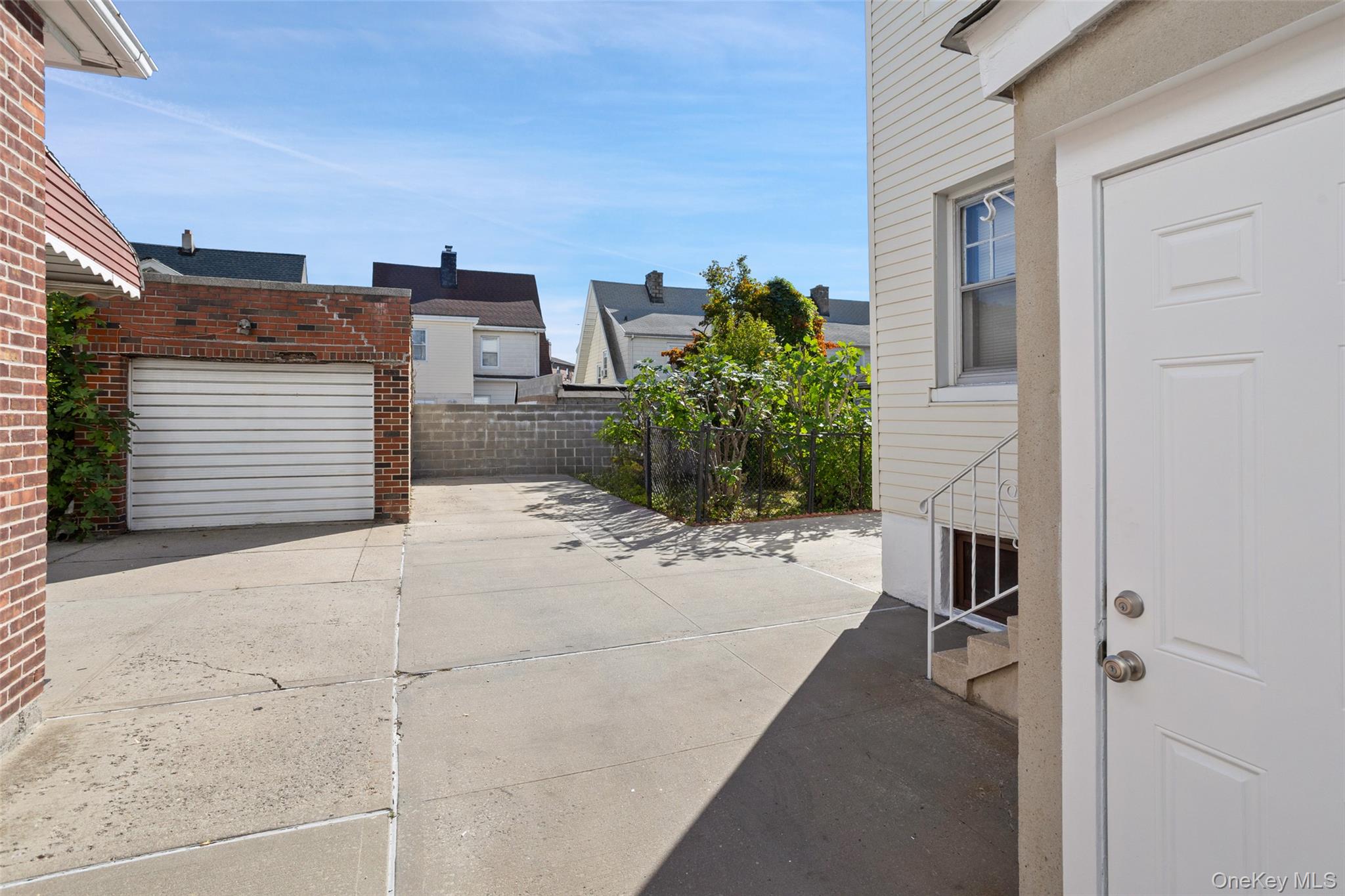 2316 Laconia Avenue, Bronx, NY 10469