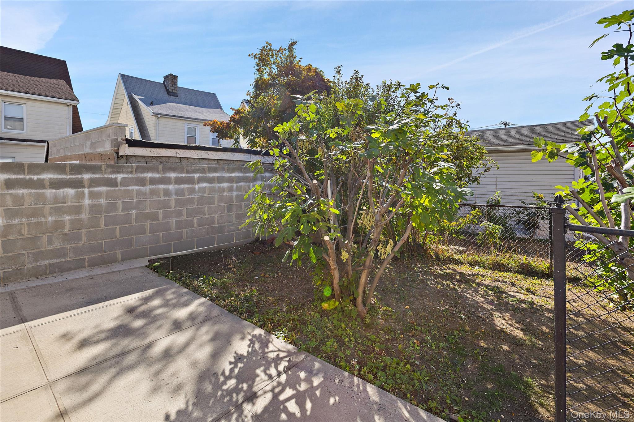 2316 Laconia Avenue, Bronx, NY 10469