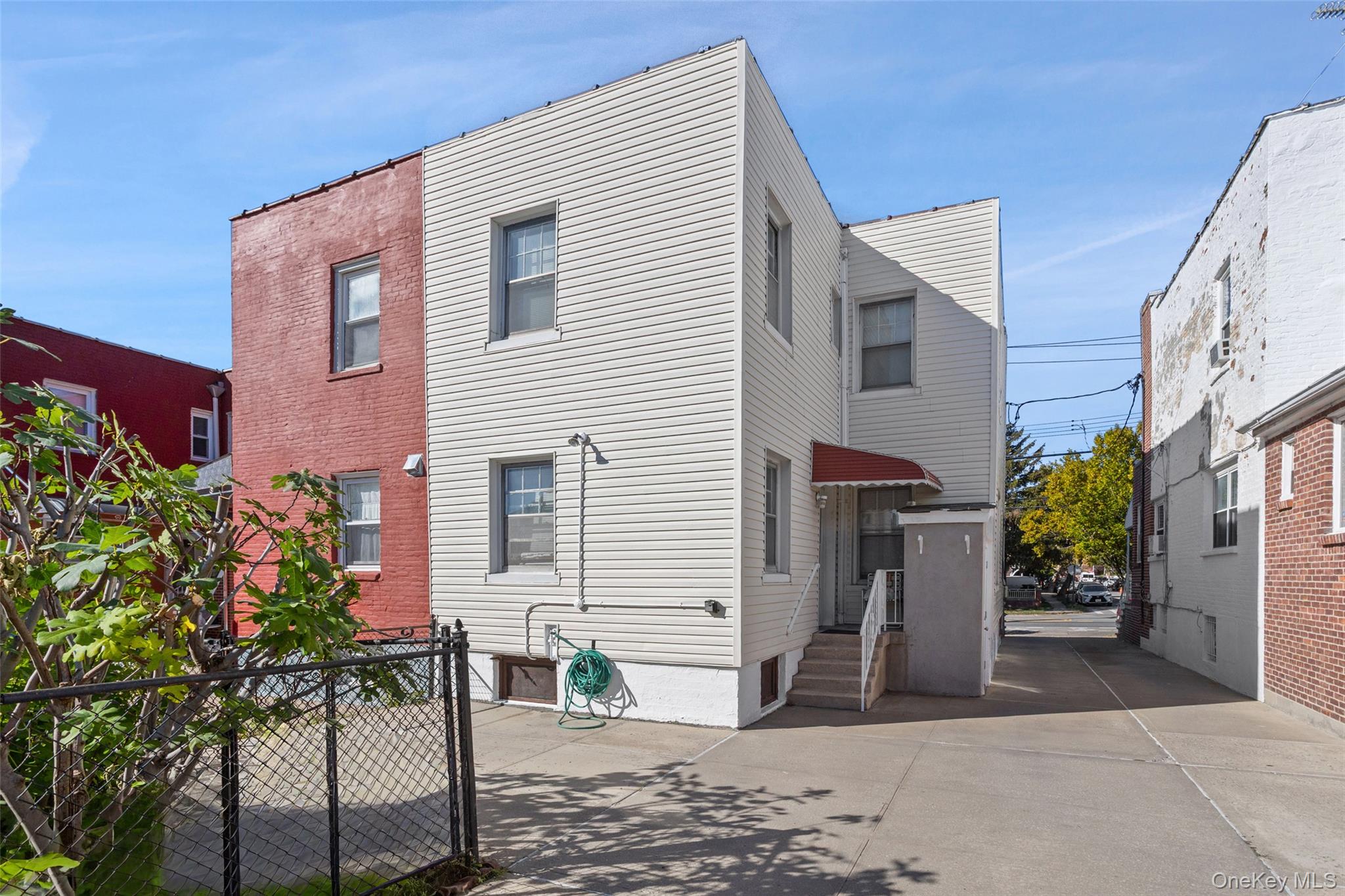 2316 Laconia Avenue, Bronx, NY 10469
