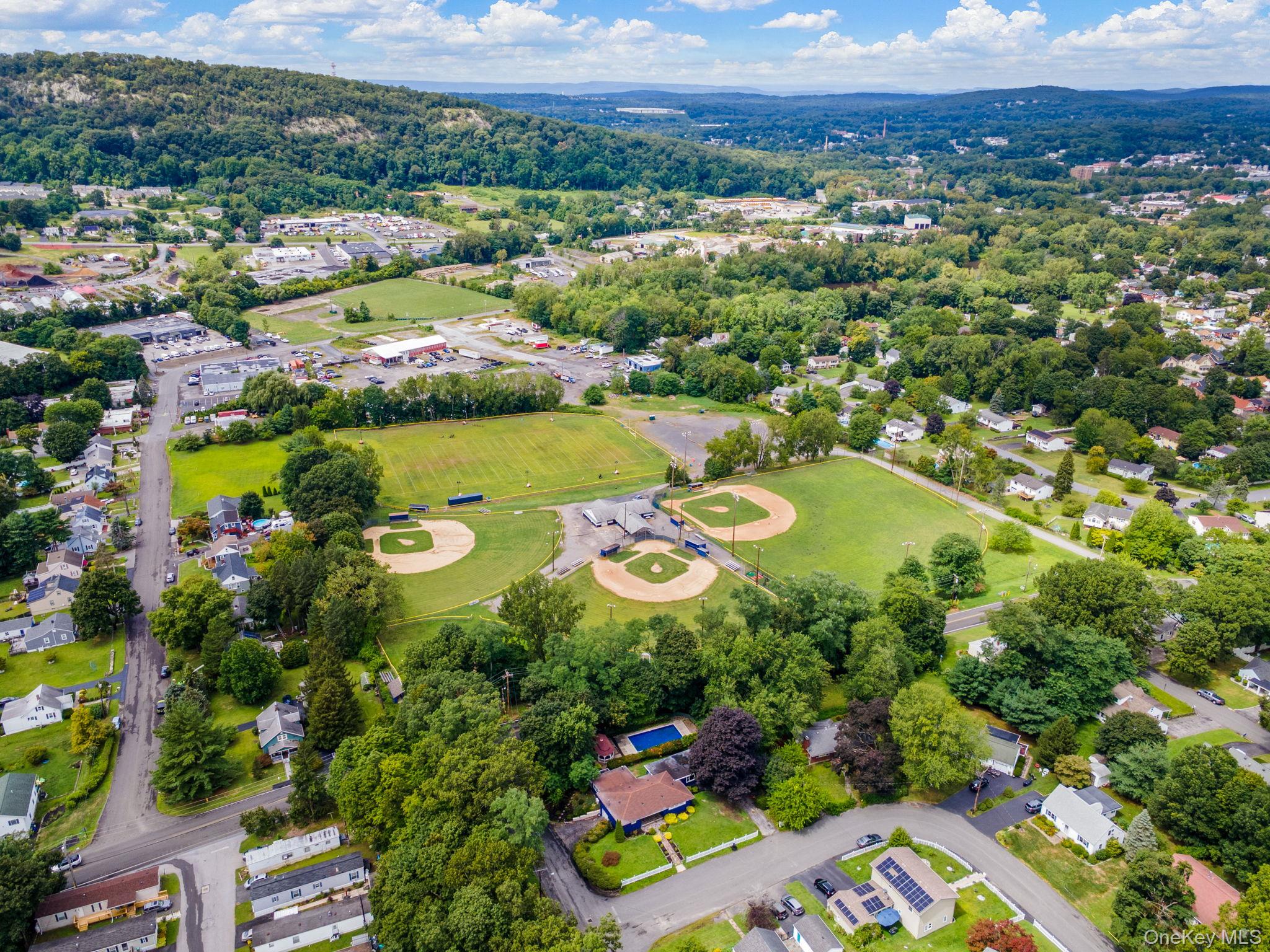 14 Windsor Drive, New Windsor, NY 12553